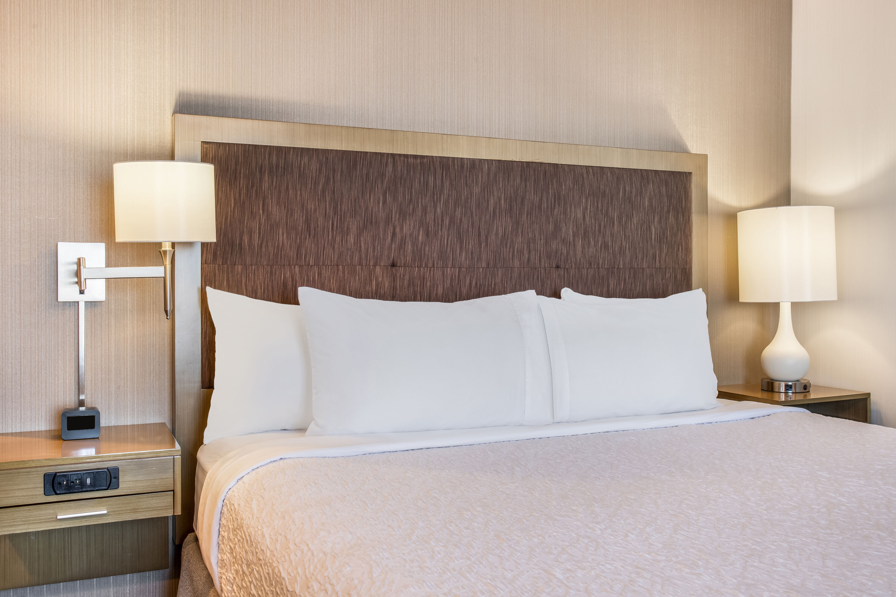 King bed guest room at the Ramada by Wyndham St. Paul AB in St Paul, Alberta