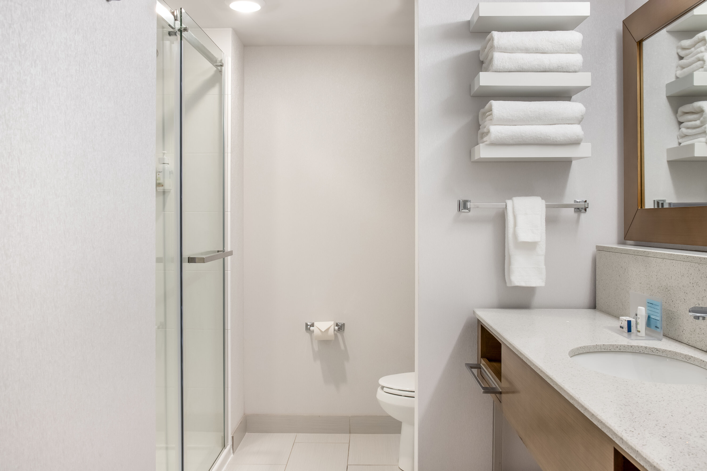 Ramada by Wyndham St. Paul AB suite in St Paul, Alberta