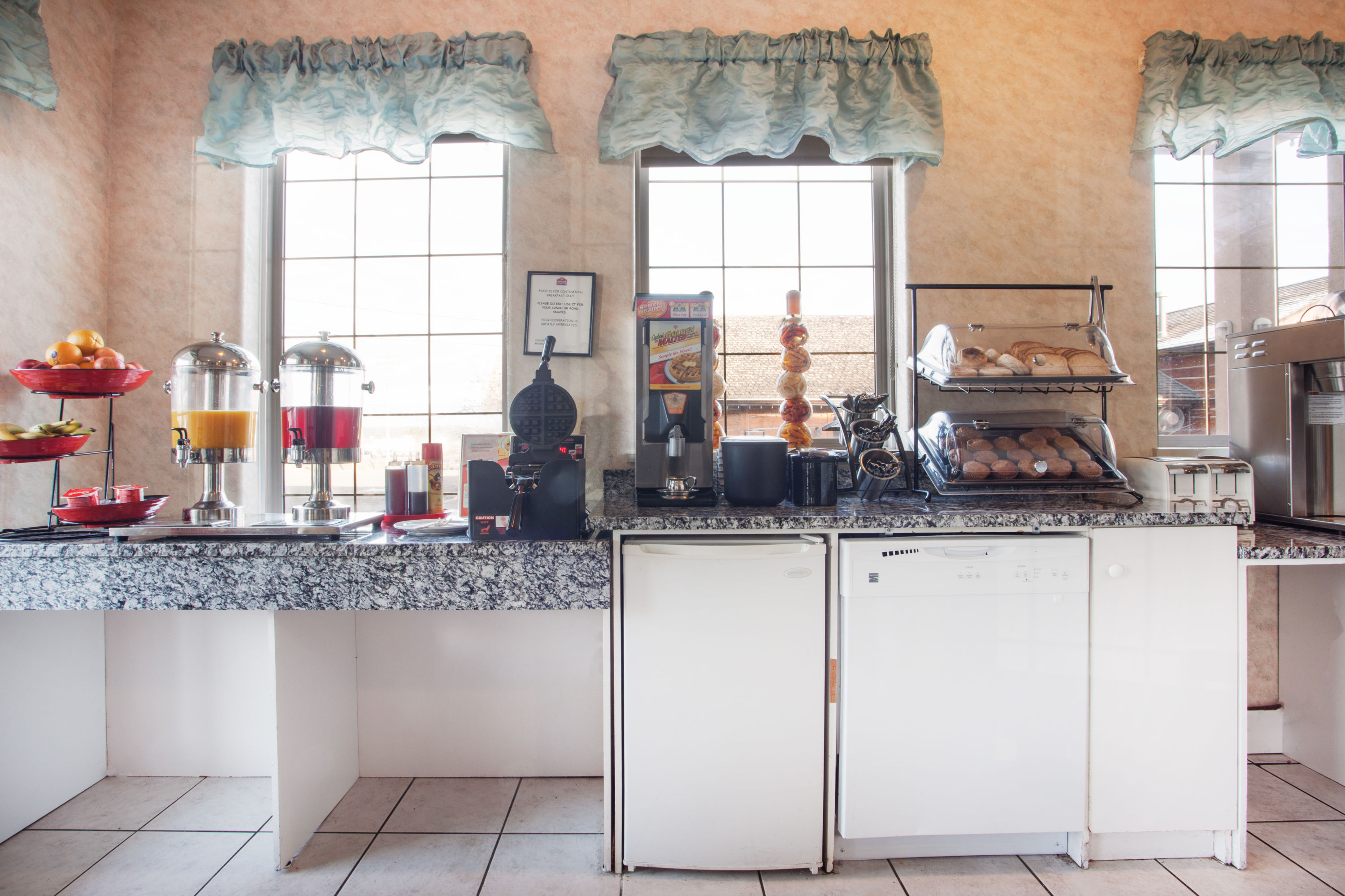 Free breakfast at Ramada by Wyndham 100 Mile House in 100 Mile House, British Columbia