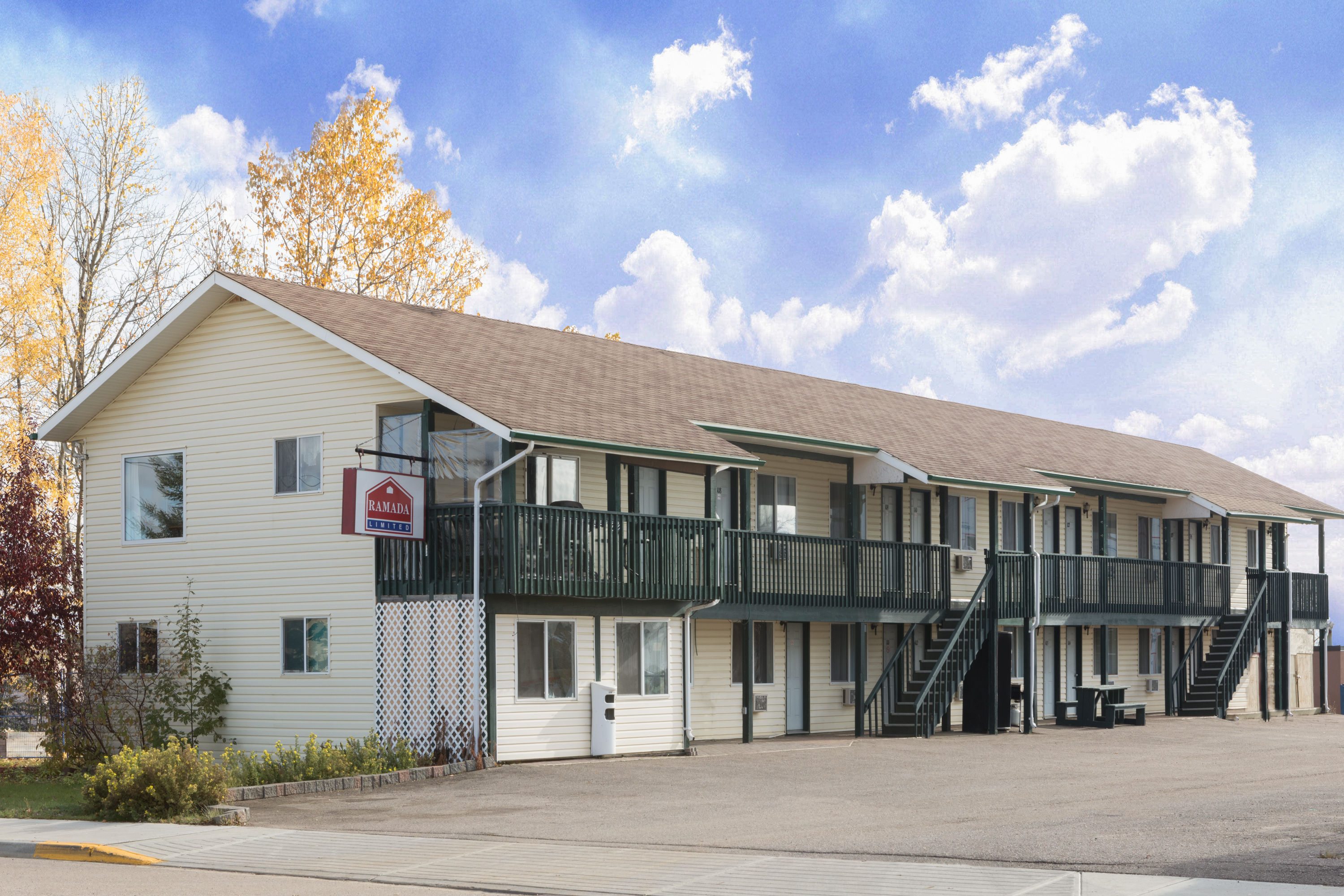 Ramada Limited Fort Nelson Fort Nelson, BC Hotels