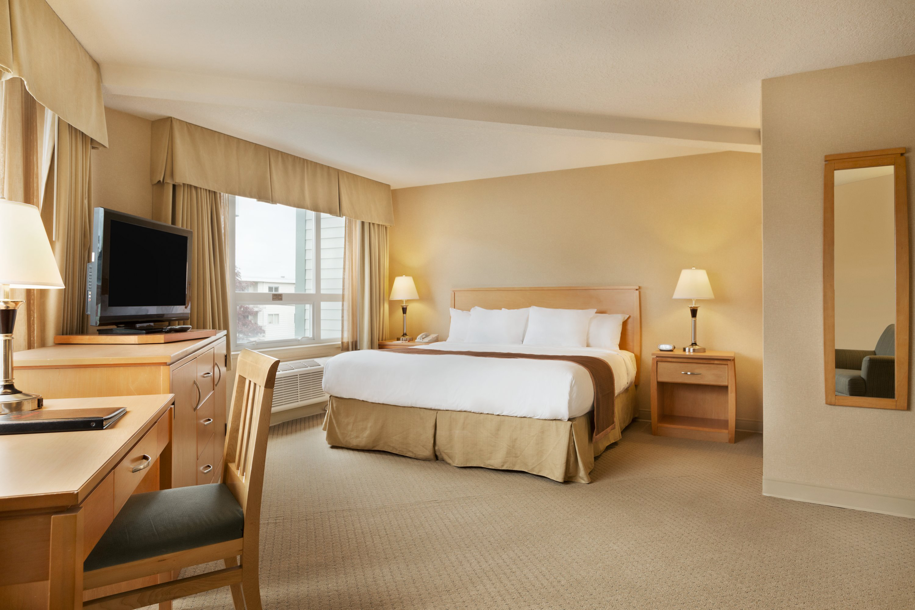 Ramada by Wyndham Nanaimo | Nanaimo, BC Hotels