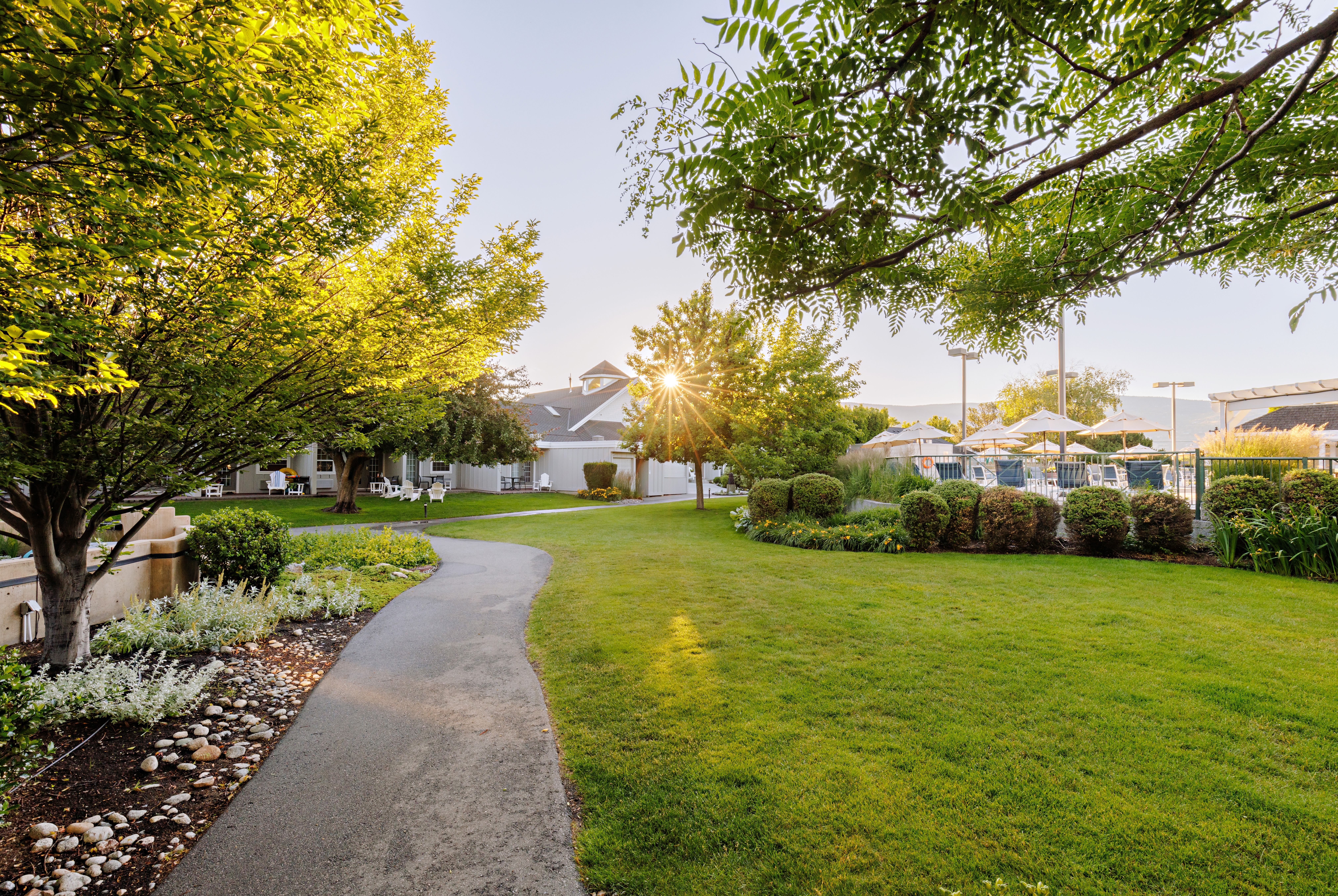 Courtyard at Balcomo, a Ramada by Wyndham in Penticton, British Columbia