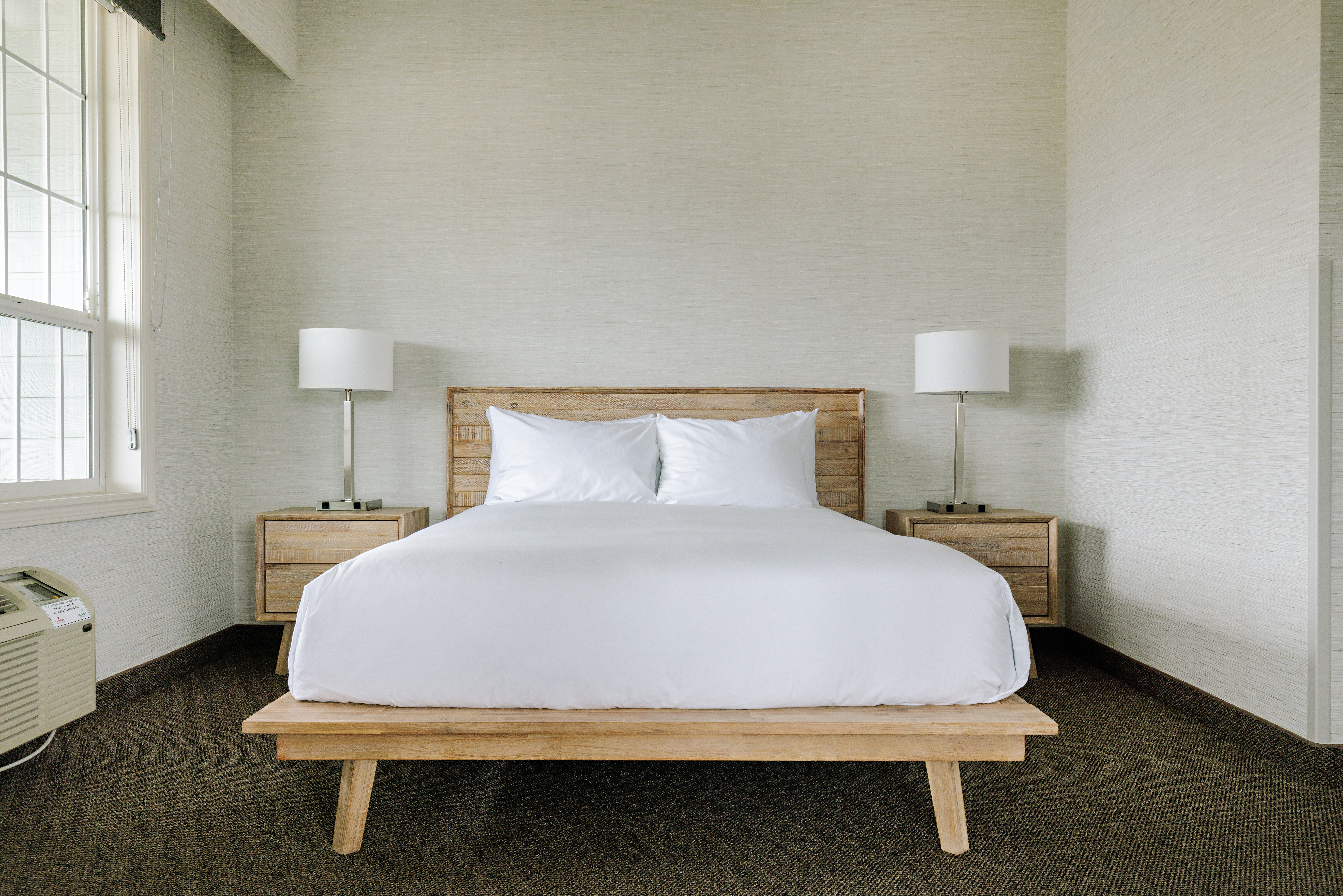 Guest room at the Balcomo, a Ramada by Wyndham in Penticton, British Columbia