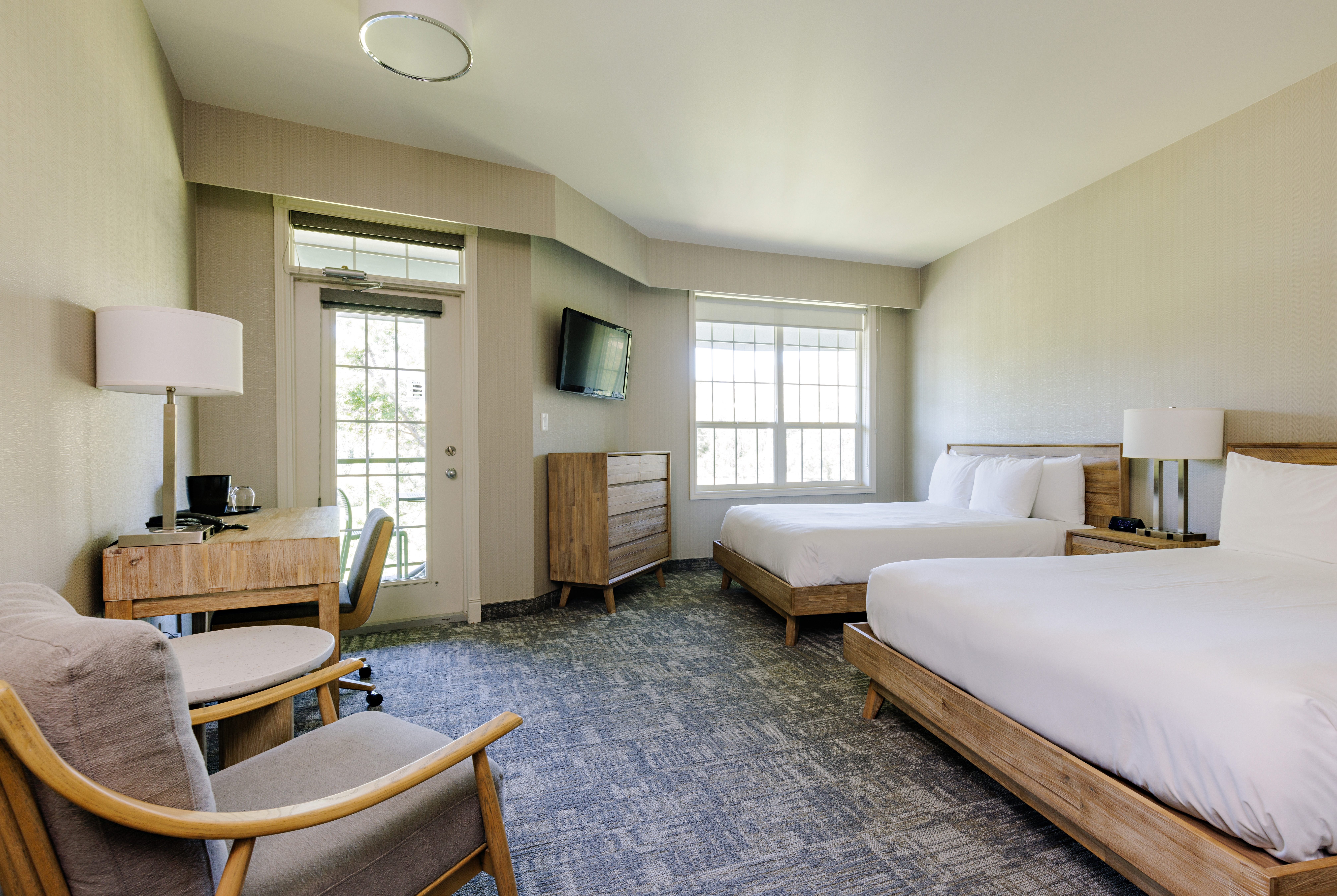 Guest room at the Balcomo, a Ramada by Wyndham in Penticton, British Columbia
