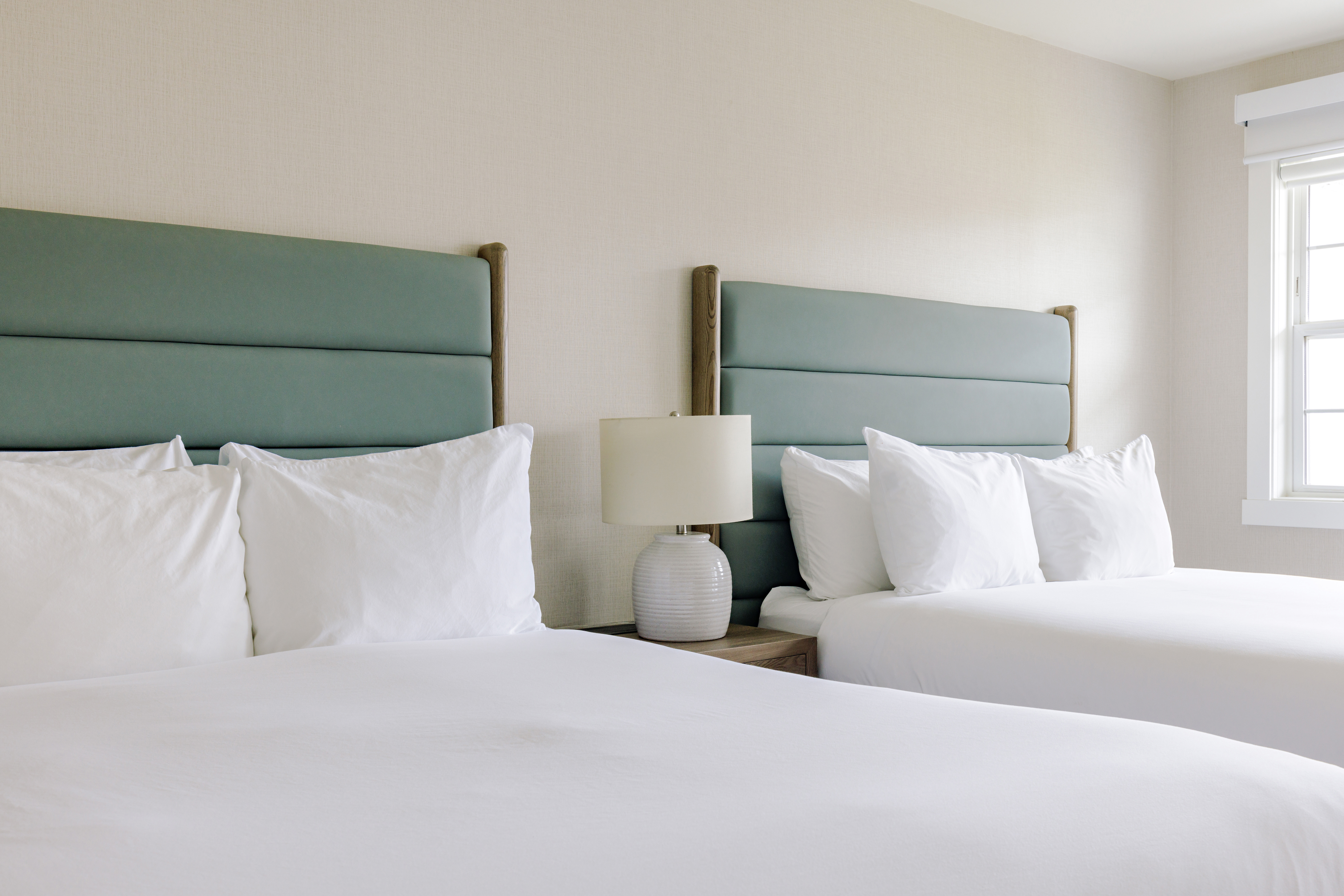 Guest room at the Balcomo, a Ramada by Wyndham in Penticton, British Columbia