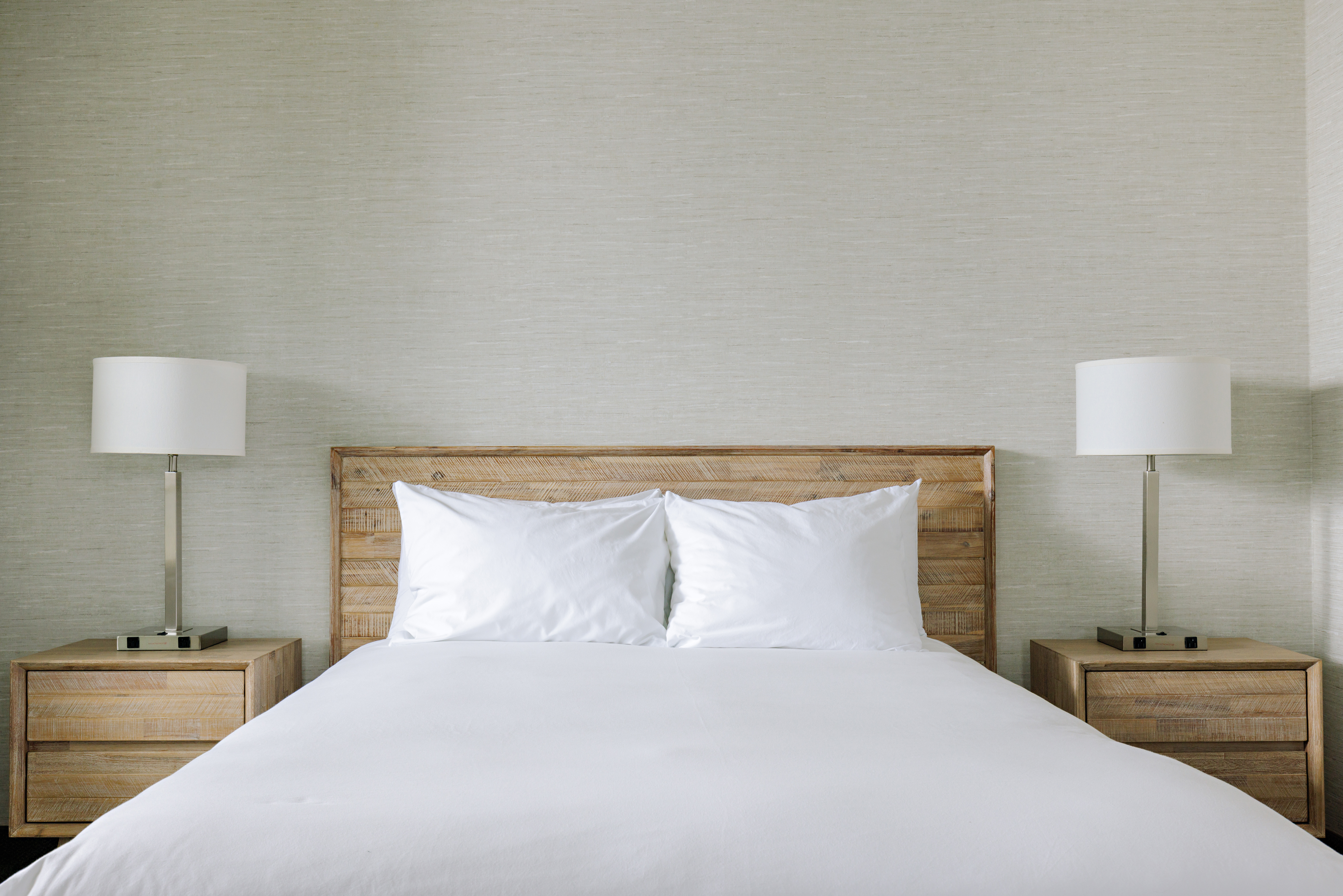 Guest room at the Balcomo, a Ramada by Wyndham in Penticton, British Columbia