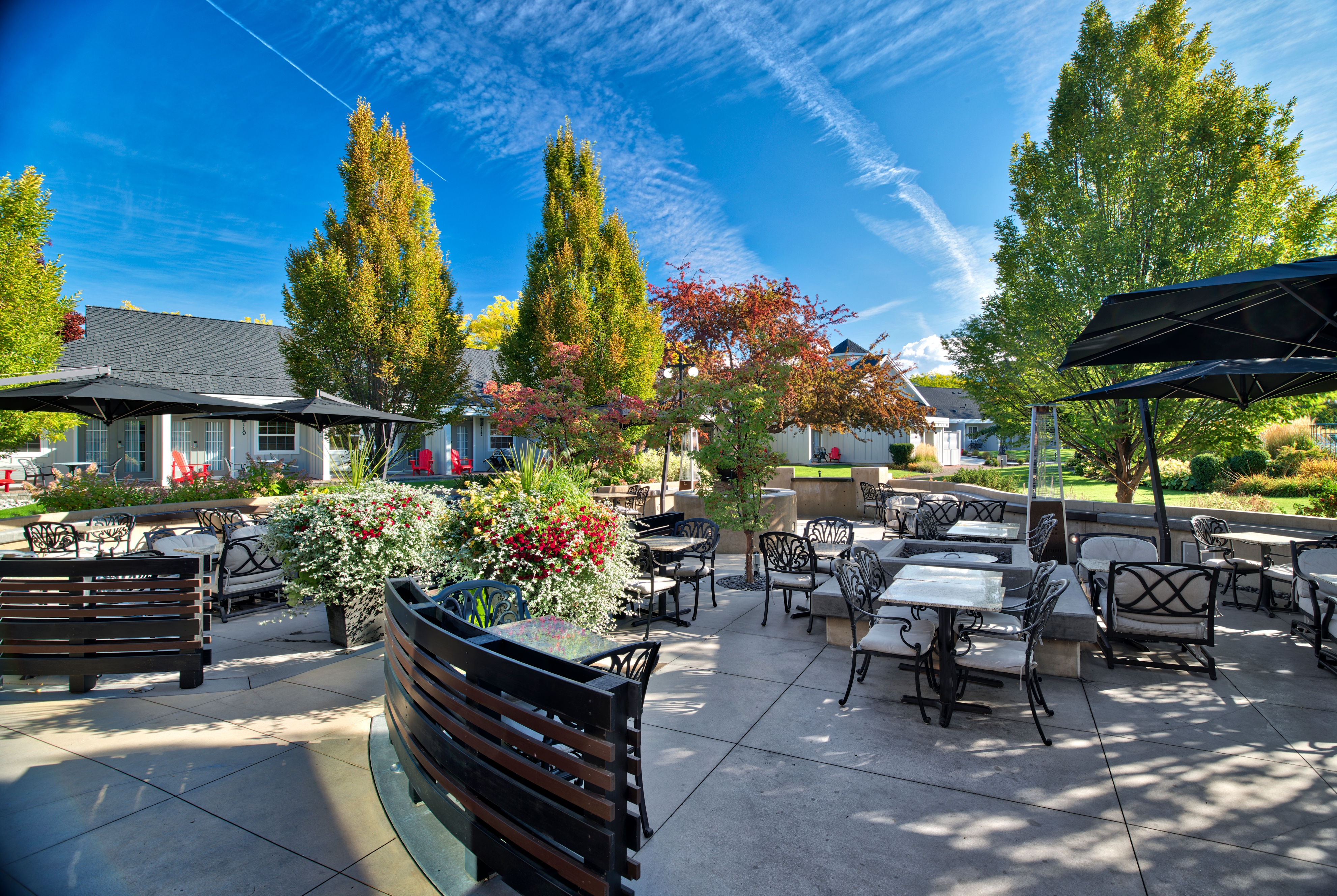 Balcomo, a Ramada by Wyndham restaurant in Penticton, British Columbia
