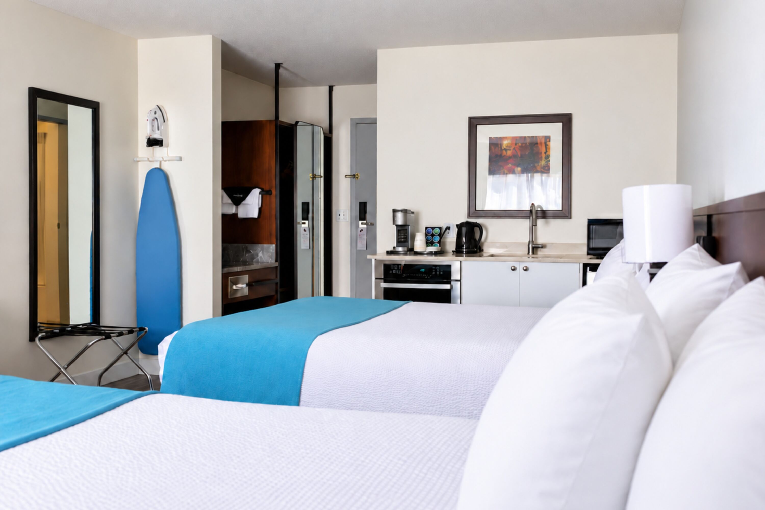 Guest room at the Ramada by Wyndham Surrey/Langley in Surrey, British Columbia