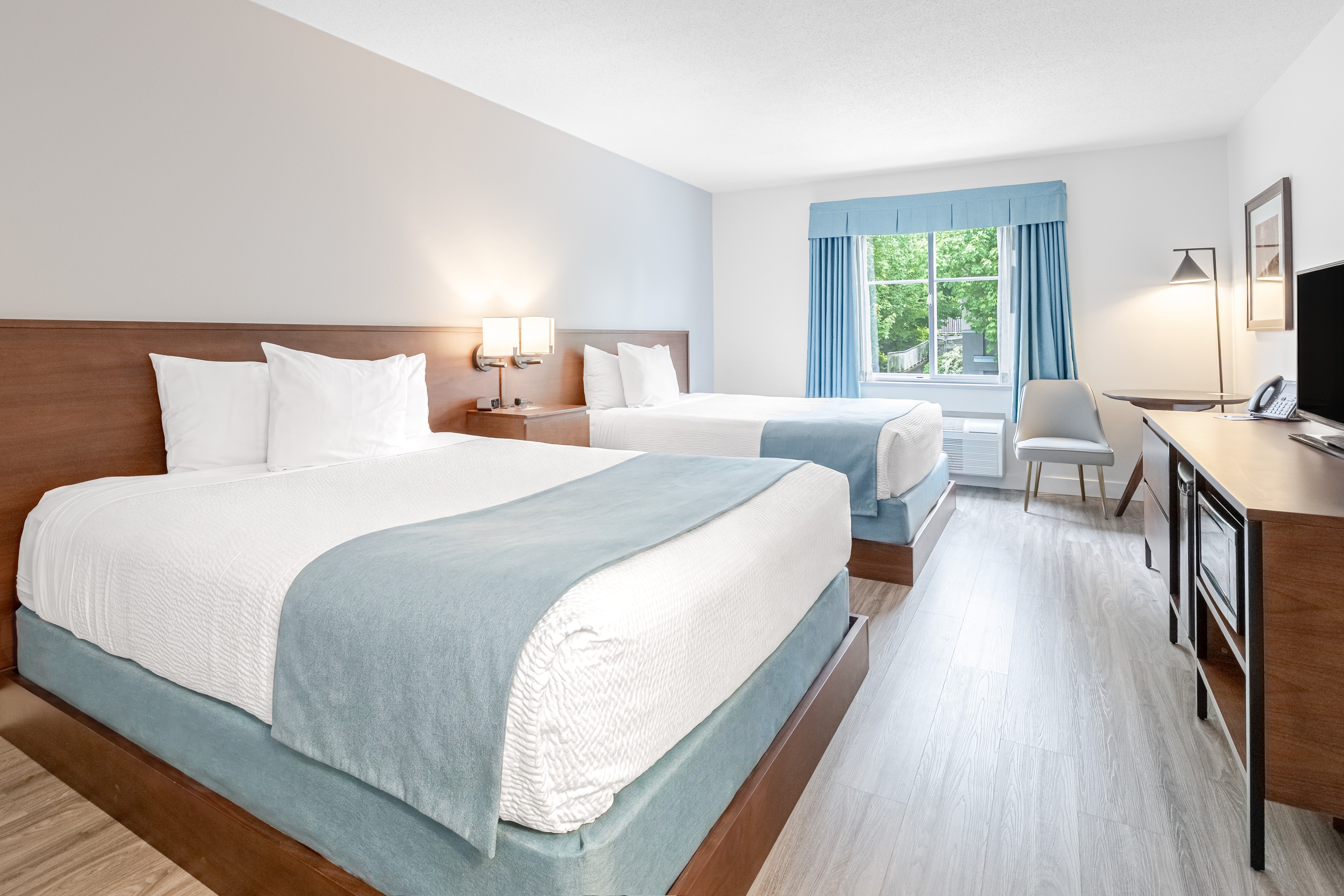 Guest room at the Ramada by Wyndham Surrey/Langley in Surrey, British Columbia