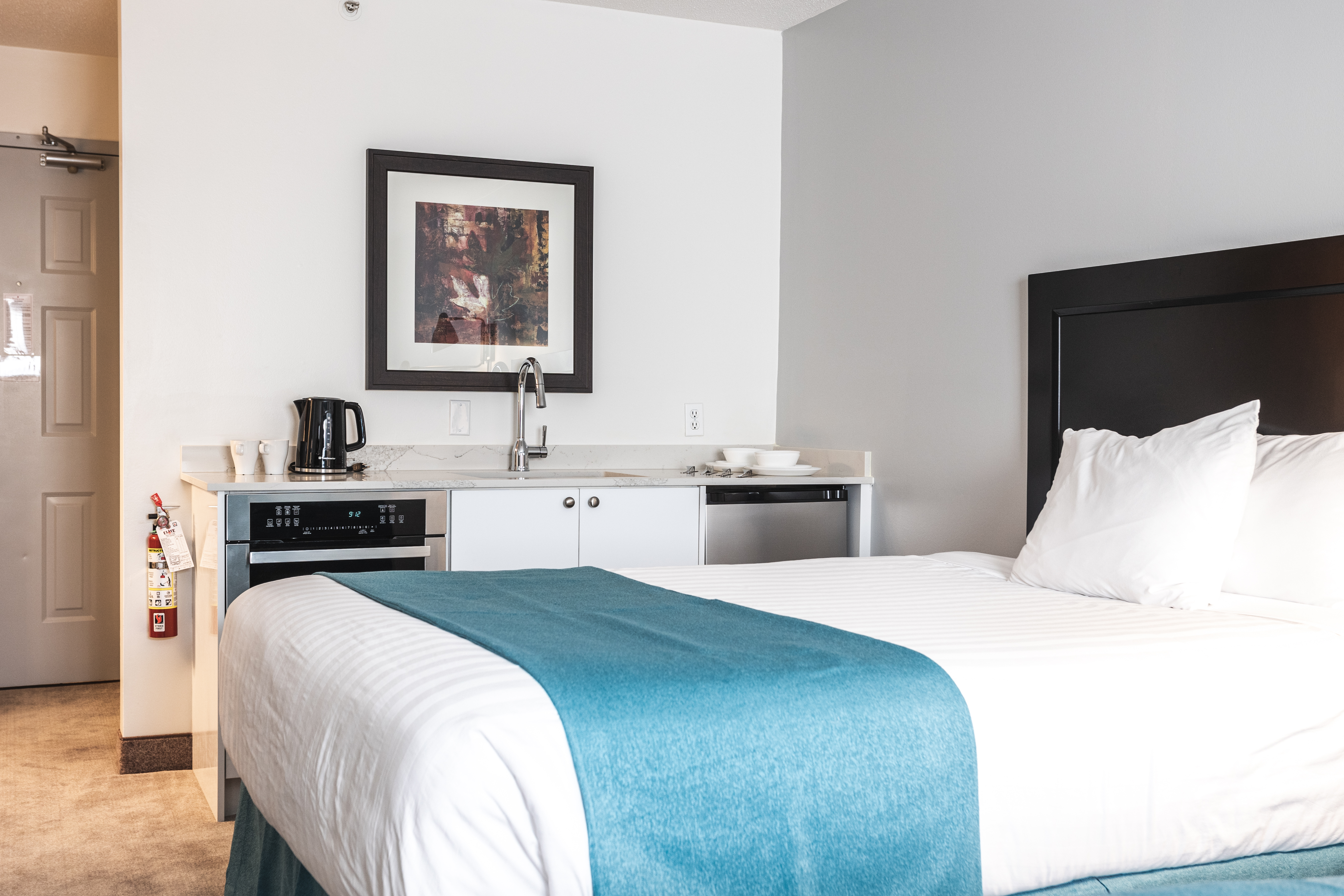 Guest room at the Ramada by Wyndham Surrey/Langley in Surrey, British Columbia