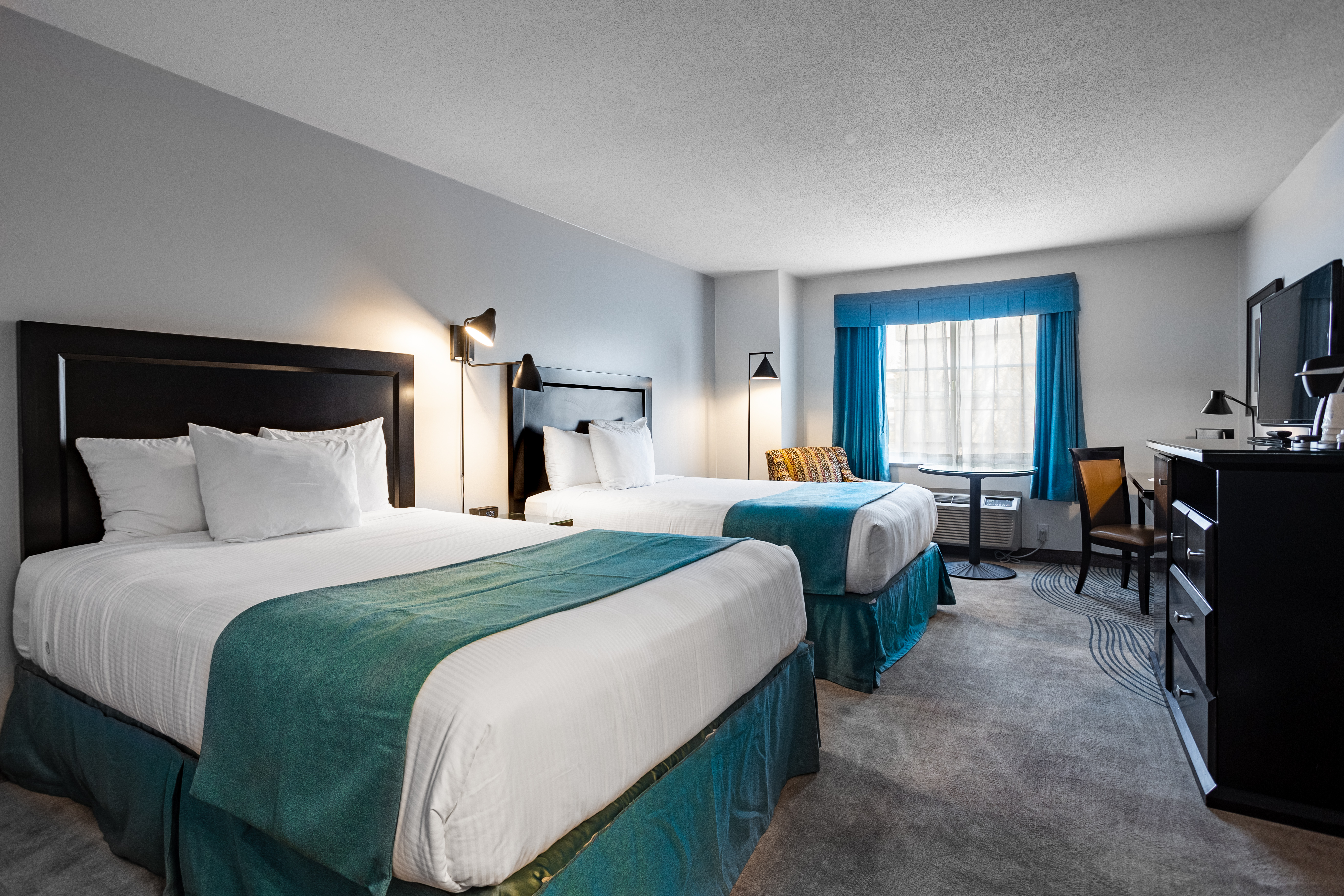 Guest room at the Ramada by Wyndham Surrey/Langley in Surrey, British Columbia