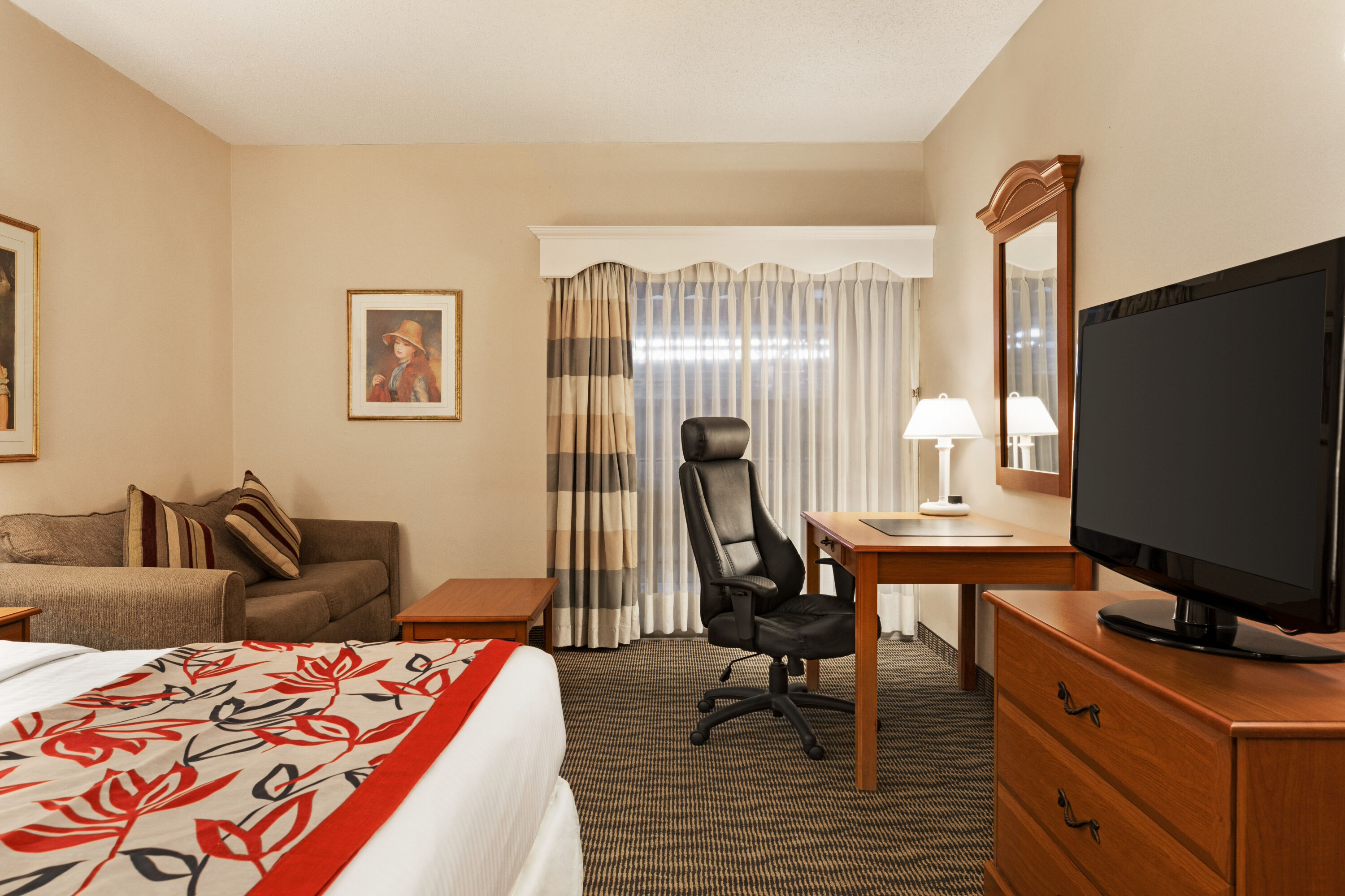 Guest room at the Ramada by Wyndham Fredericton in Fredericton, New Brunswick