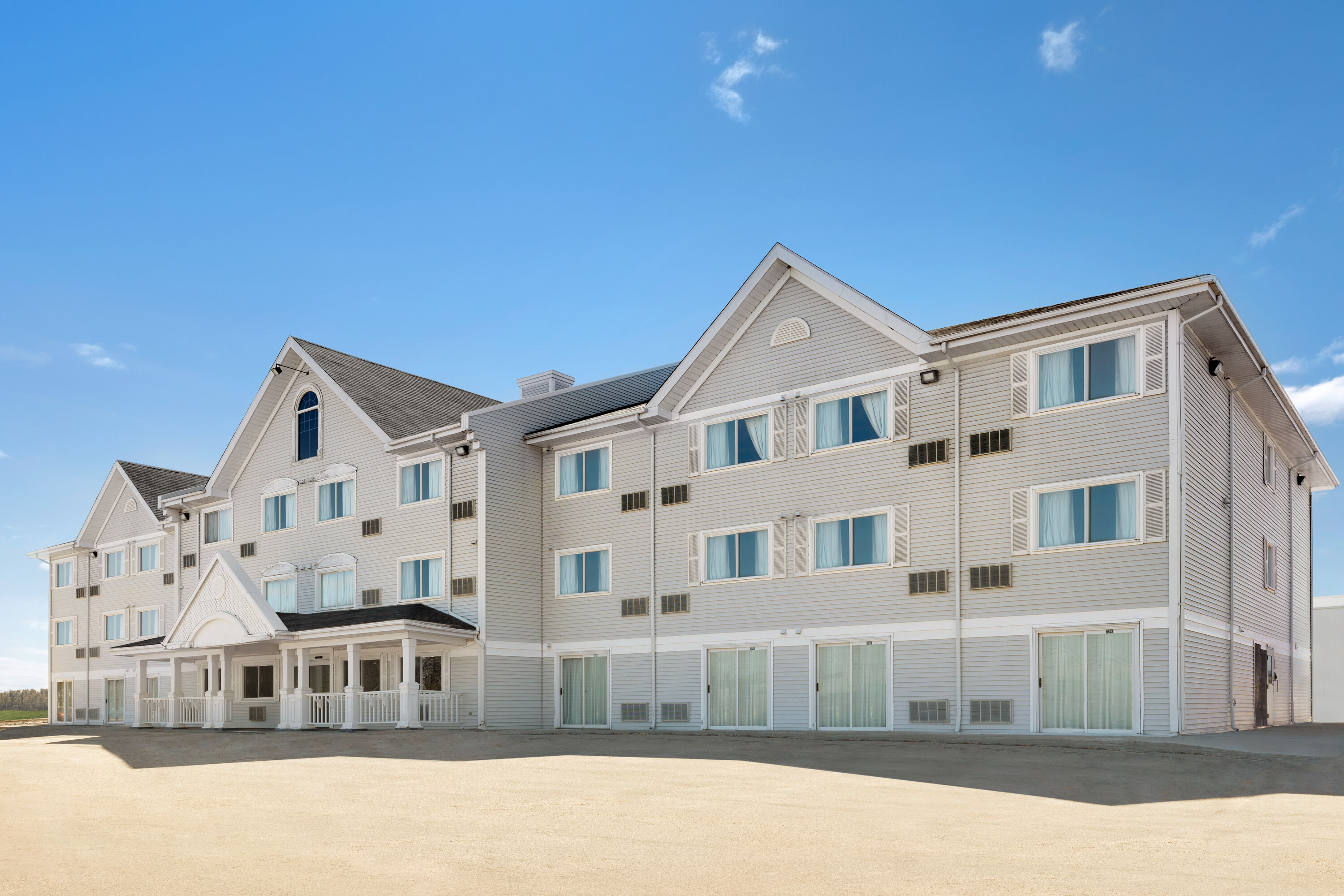 Exterior of Ramada by Wyndham Miramichi New Brunswick hotel in Miramichi, New Brunswick