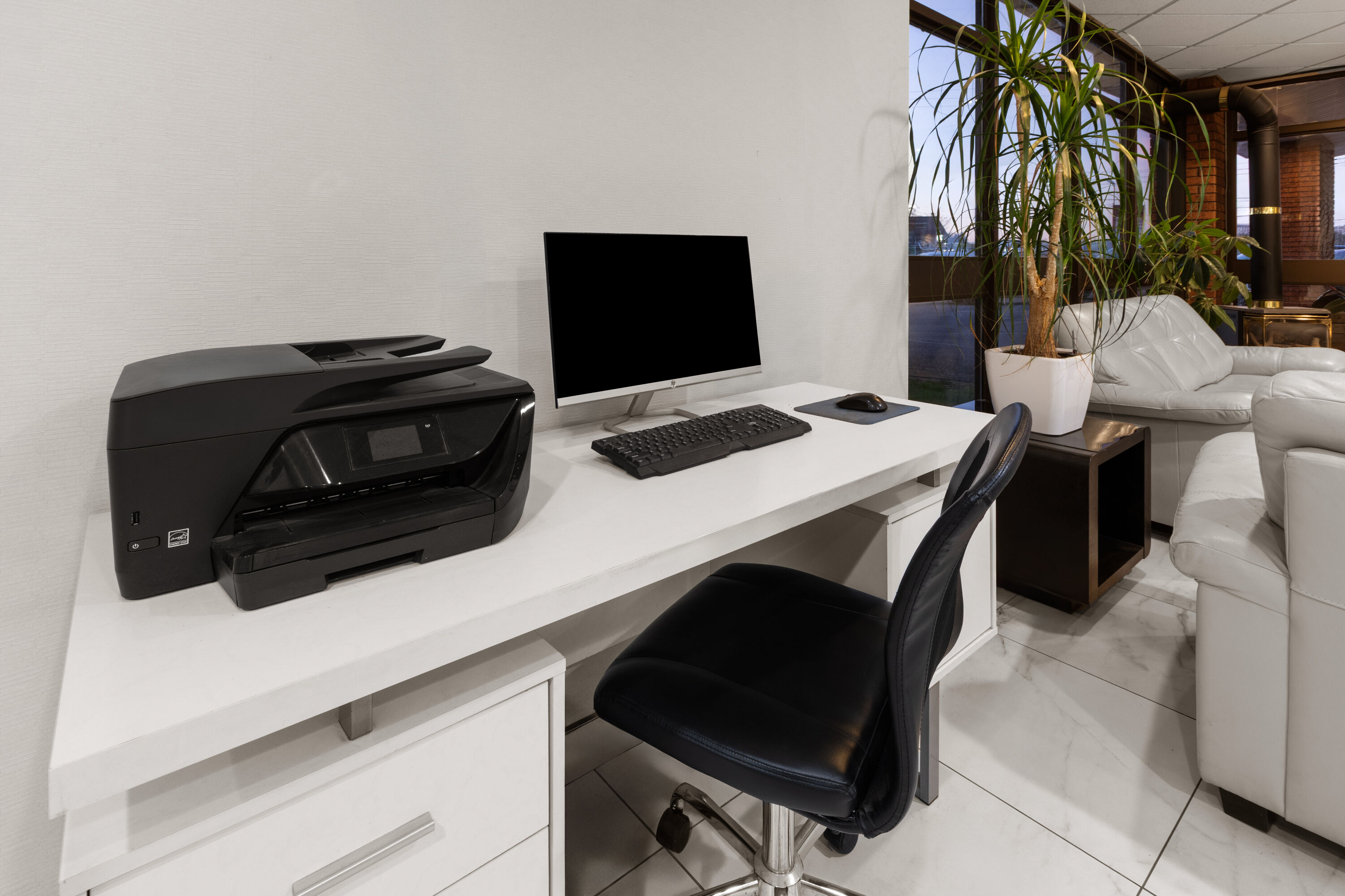 Ramada by Wyndham Arnprior business center in Arnprior, Ontario