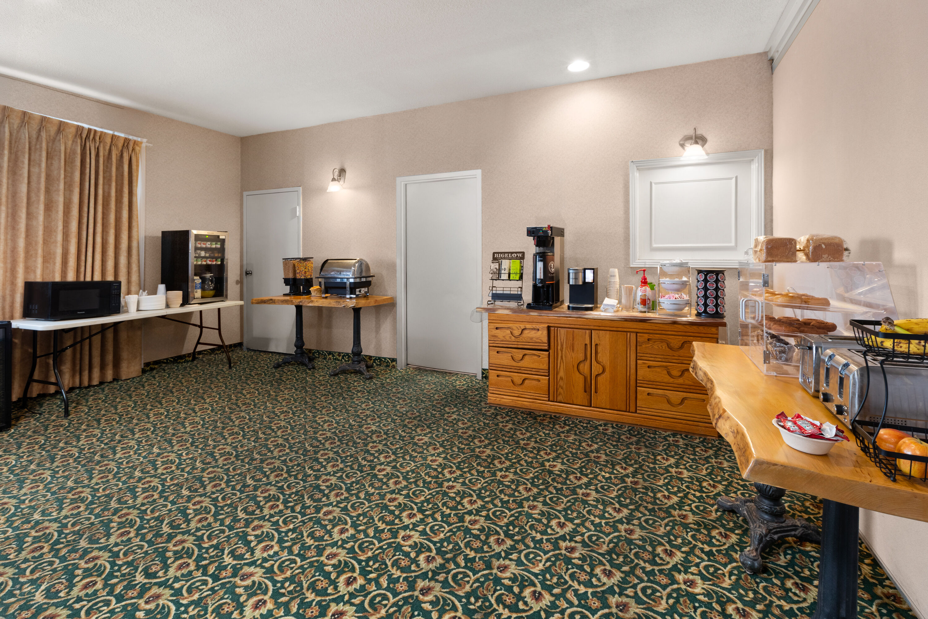 Free breakfast at Ramada by Wyndham Arnprior in Arnprior, Ontario