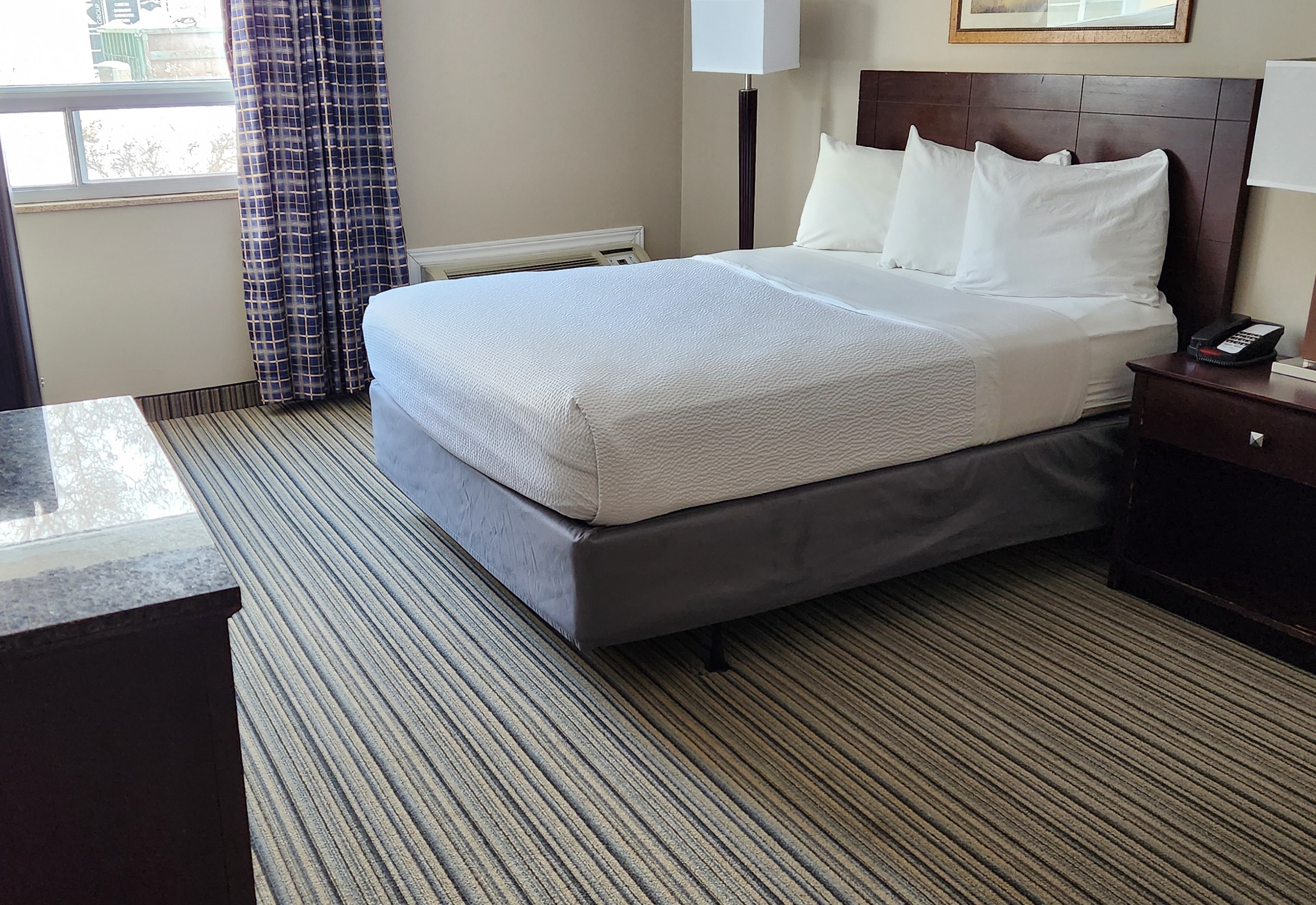 Guest room at the Ramada by Wyndham London in London, Ontario