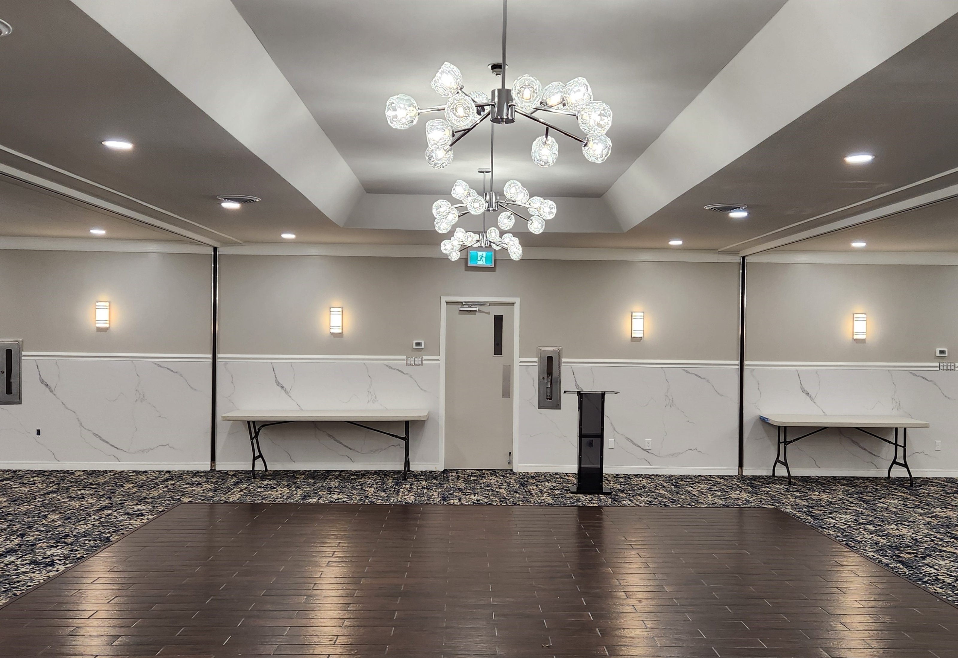 Meeting room at Ramada by Wyndham London in London, Ontario