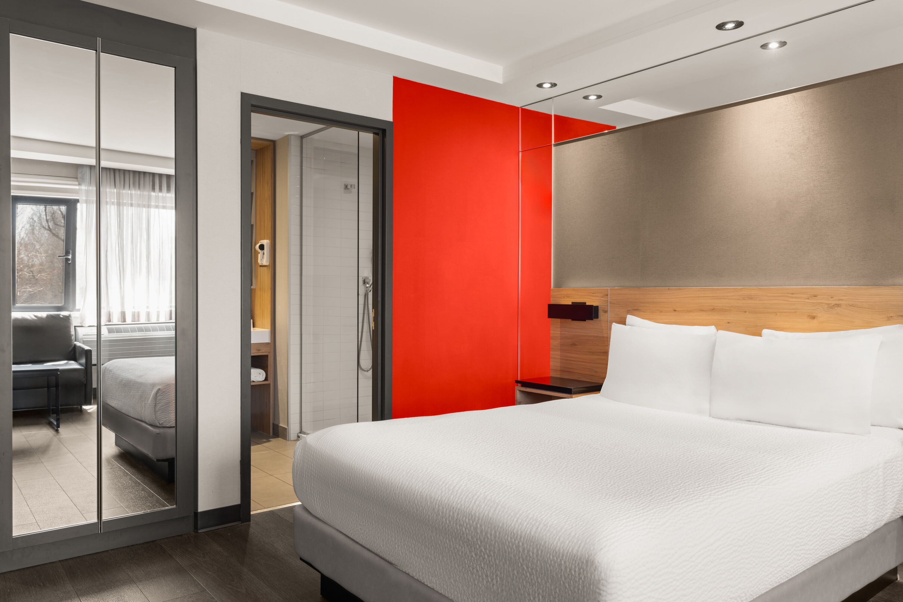 Guest room at the Ramada by Wyndham Laval in Laval, Quebec