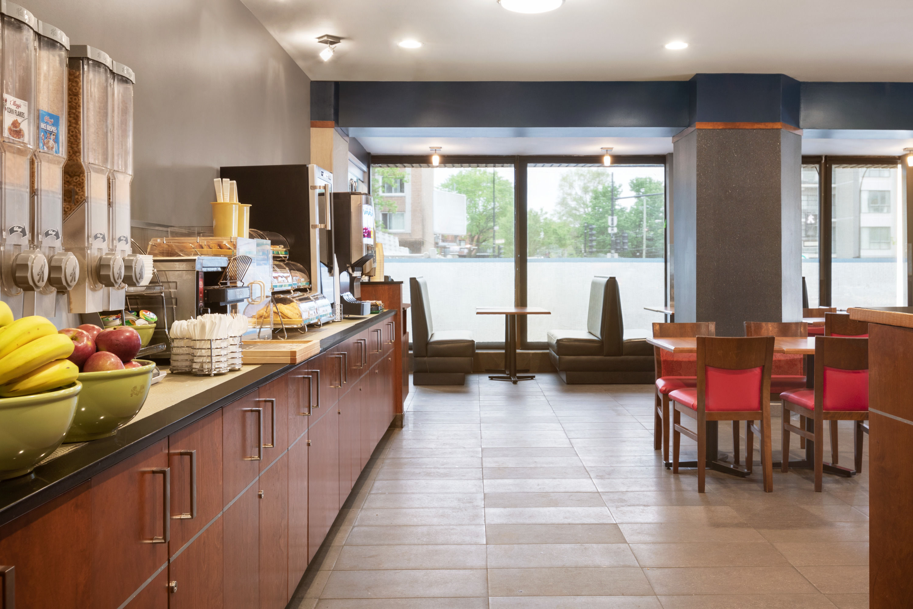 Ramada Plaza by Wyndham Montreal restaurant breakfast area with seating in Montreal, Quebec