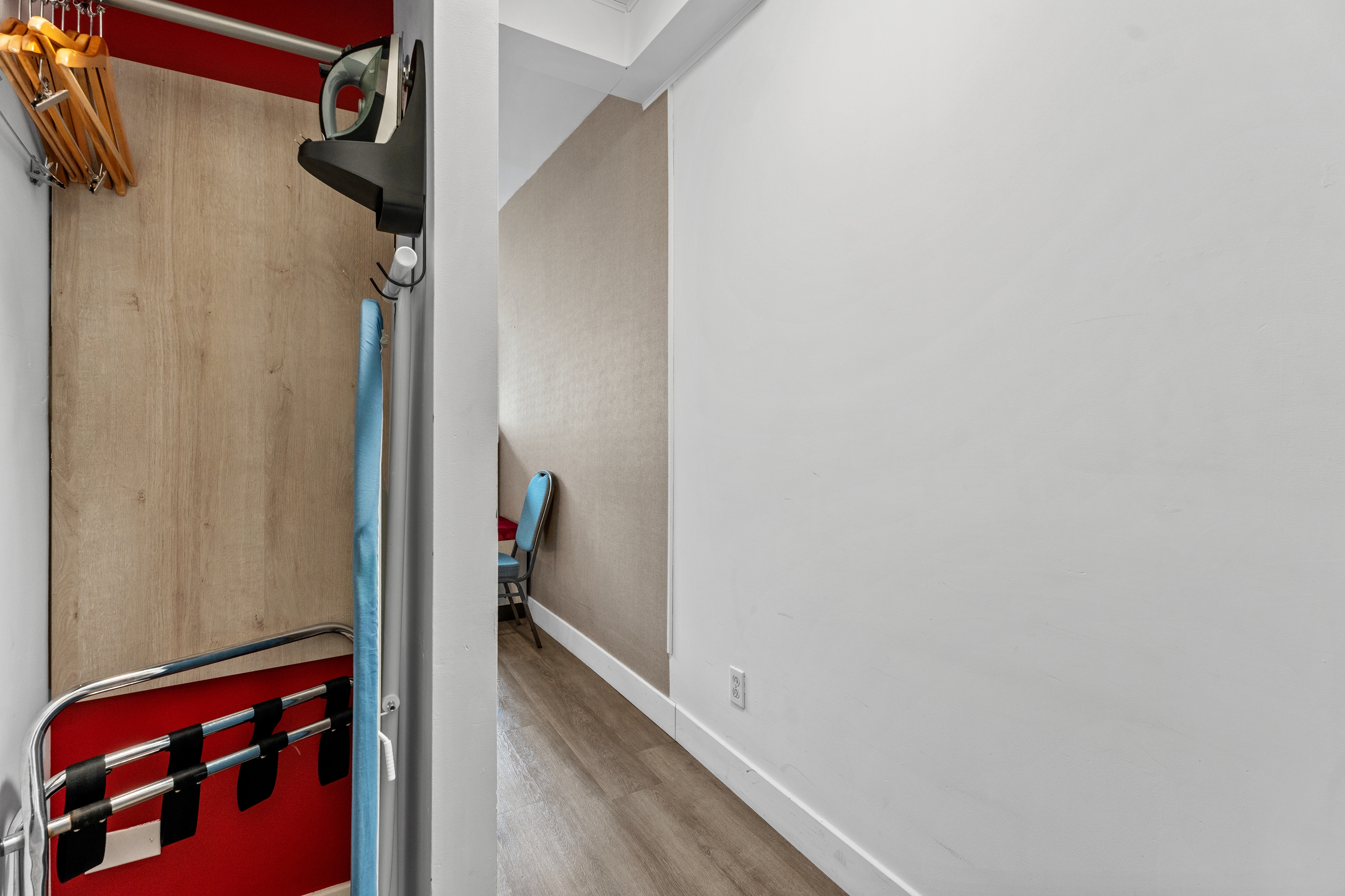 Guest room feature at the Ramada Plaza by Wyndham Montreal in Montreal, Quebec