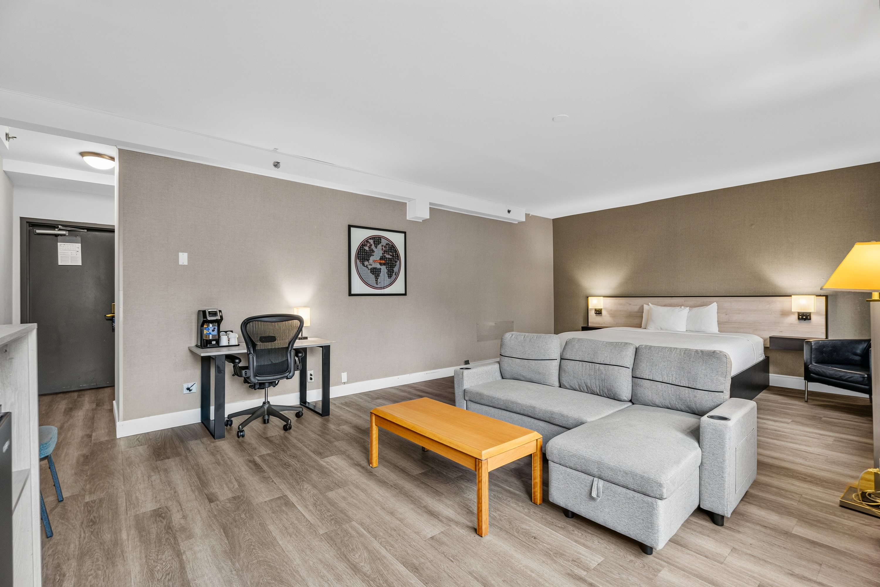 Ramada Plaza by Wyndham Montreal suite in Montreal, Quebec