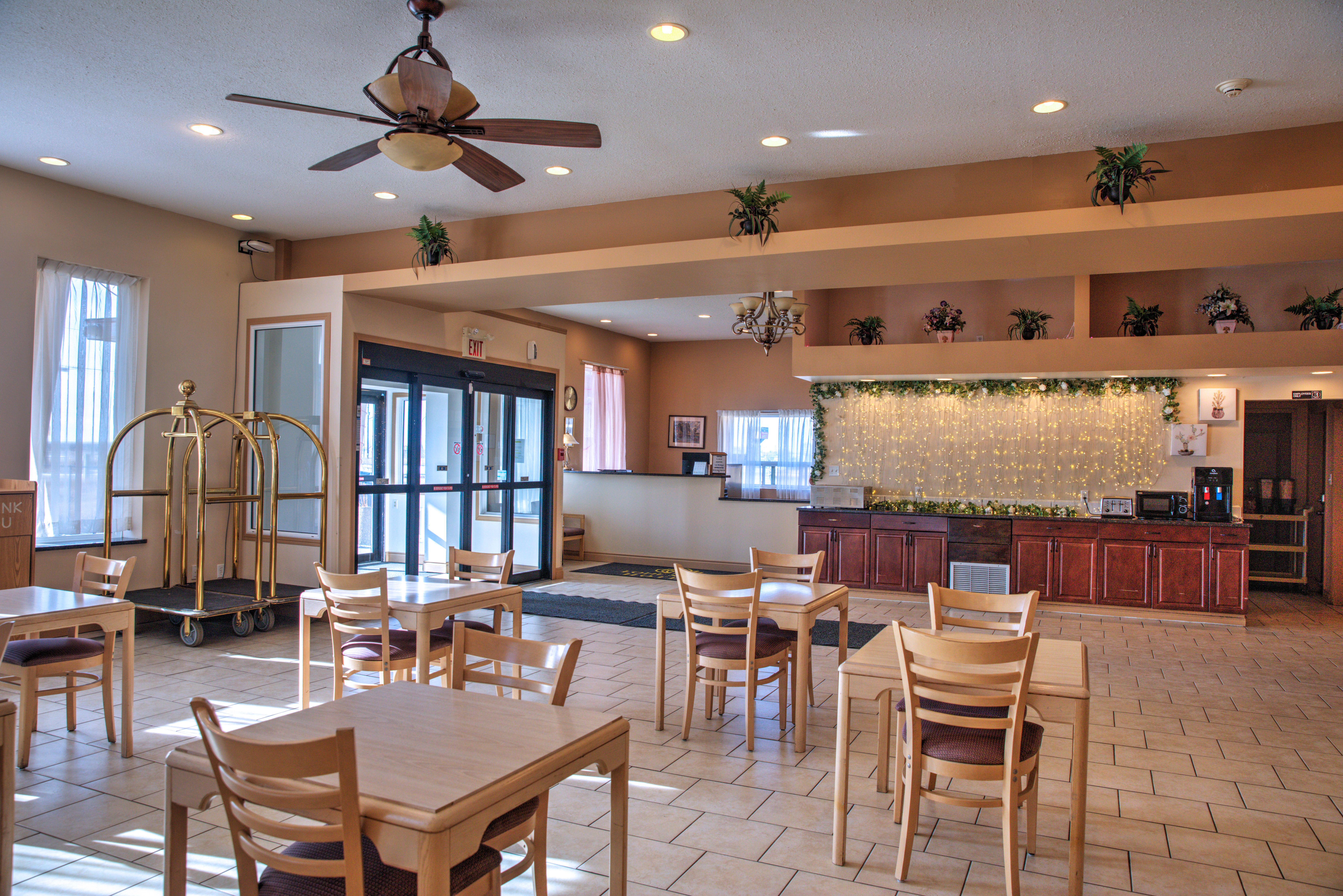 Lone Star Hotel restaurant breakfast area with seating in North Battleford, Saskatchewan