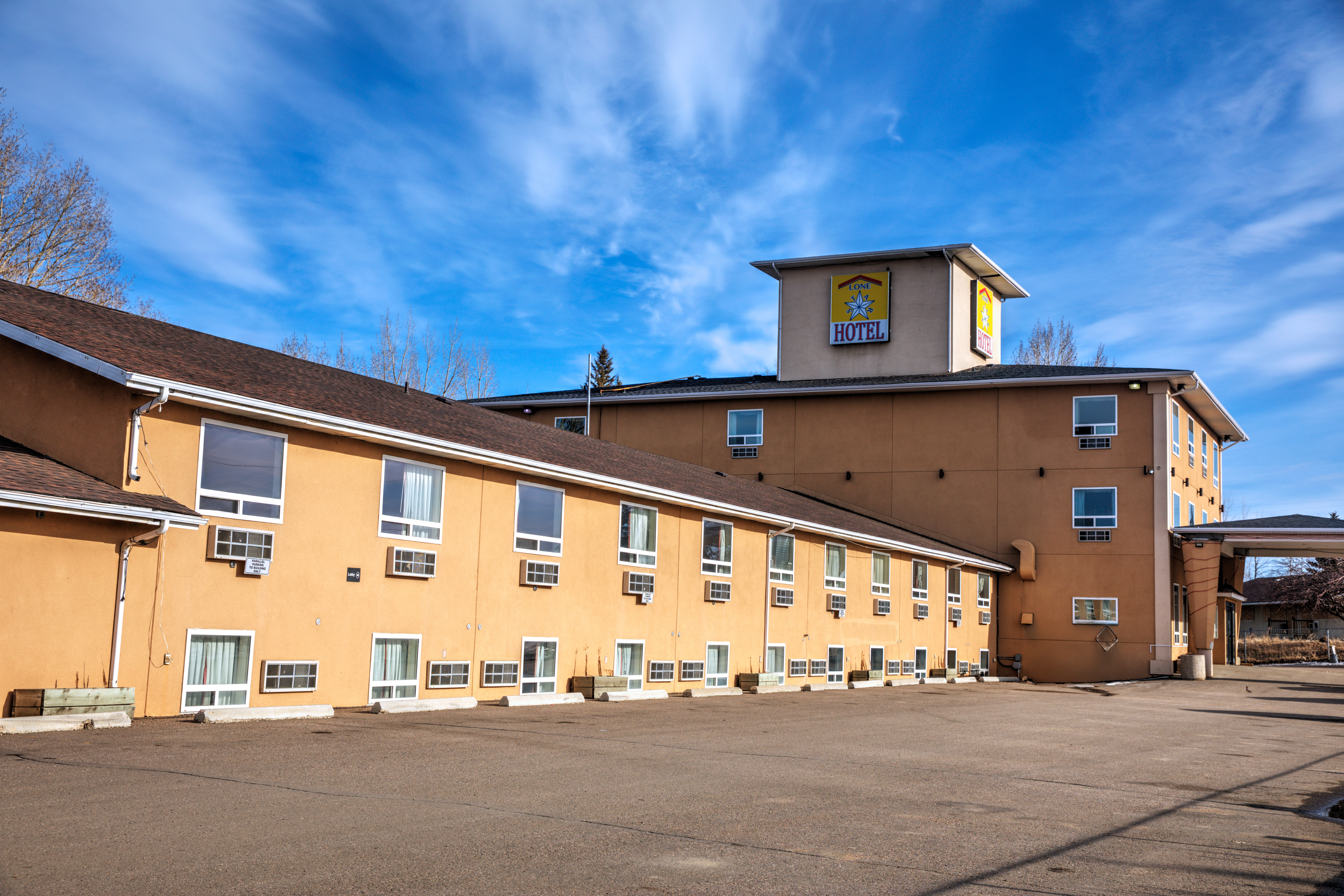 Exterior of Lone Star Hotel hotel in North Battleford, Saskatchewan