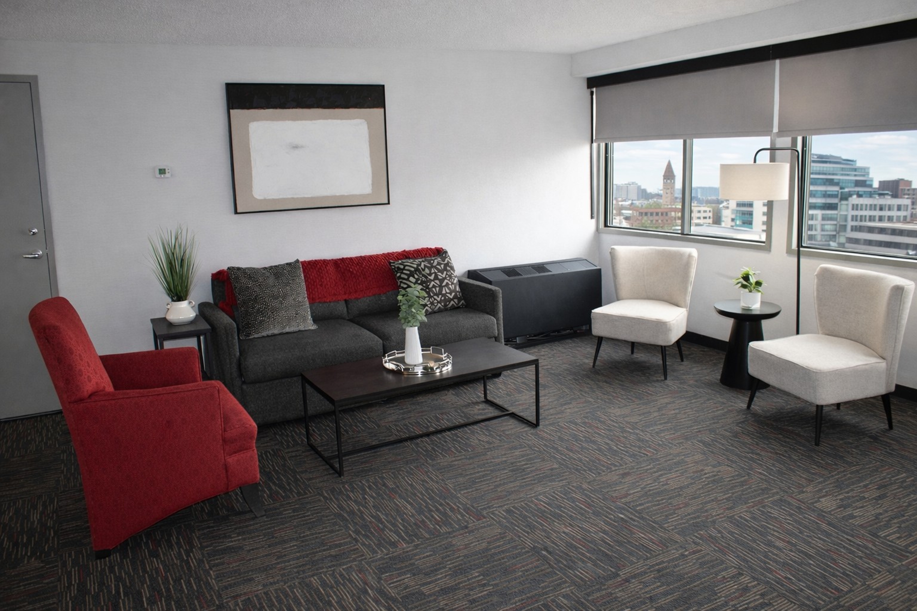 Guest room at the Ramada Plaza by Wyndham Regina Downtown in Regina, Saskatchewan