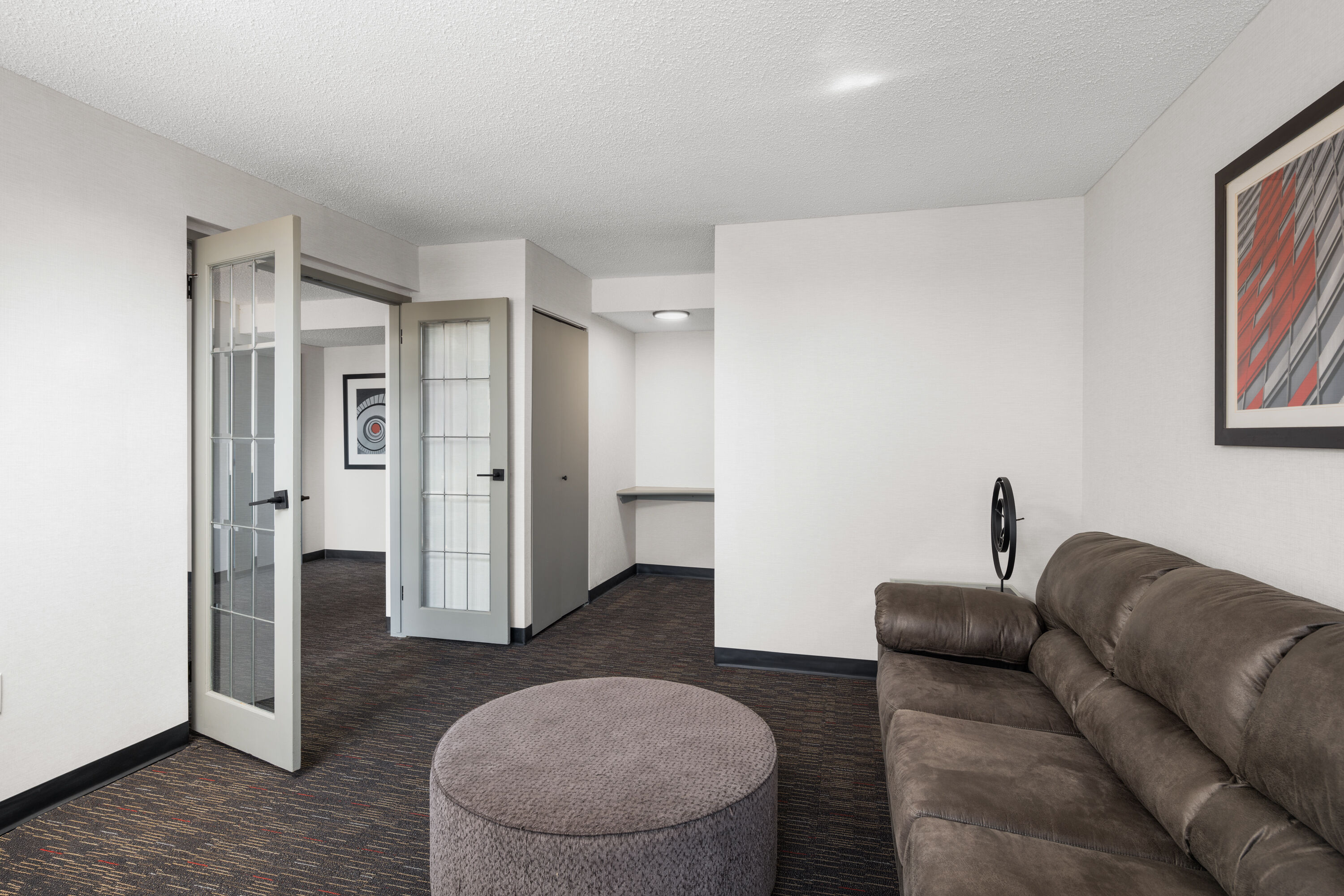 Ramada Plaza by Wyndham Regina Downtown suite in Regina, Saskatchewan
