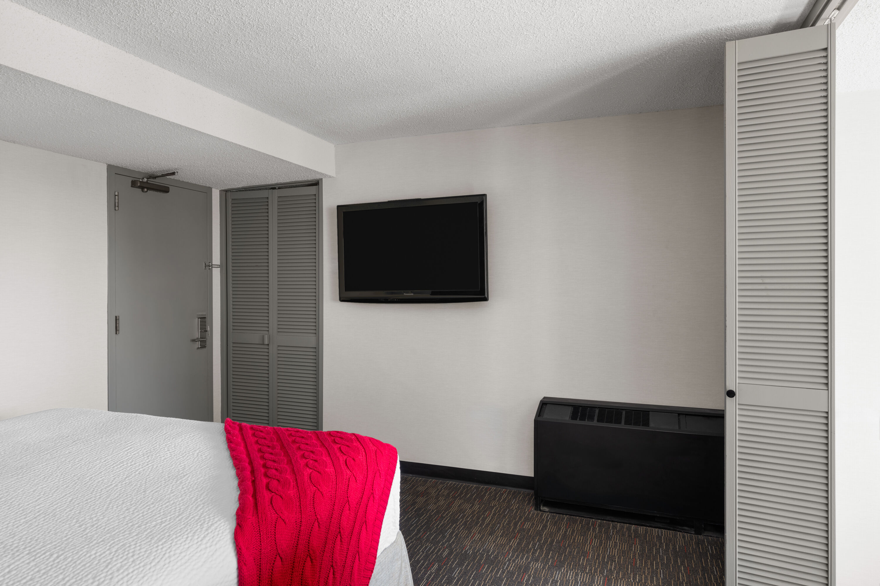 Ramada Plaza by Wyndham Regina Downtown suite in Regina, Saskatchewan