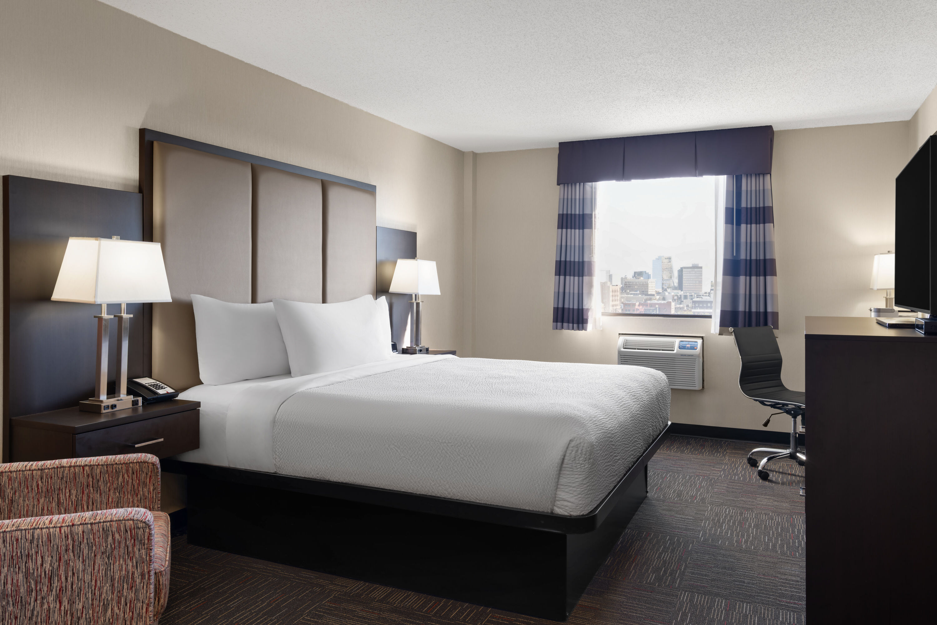 Ramada by Wyndham Saskatoon suite in Saskatoon, Saskatchewan