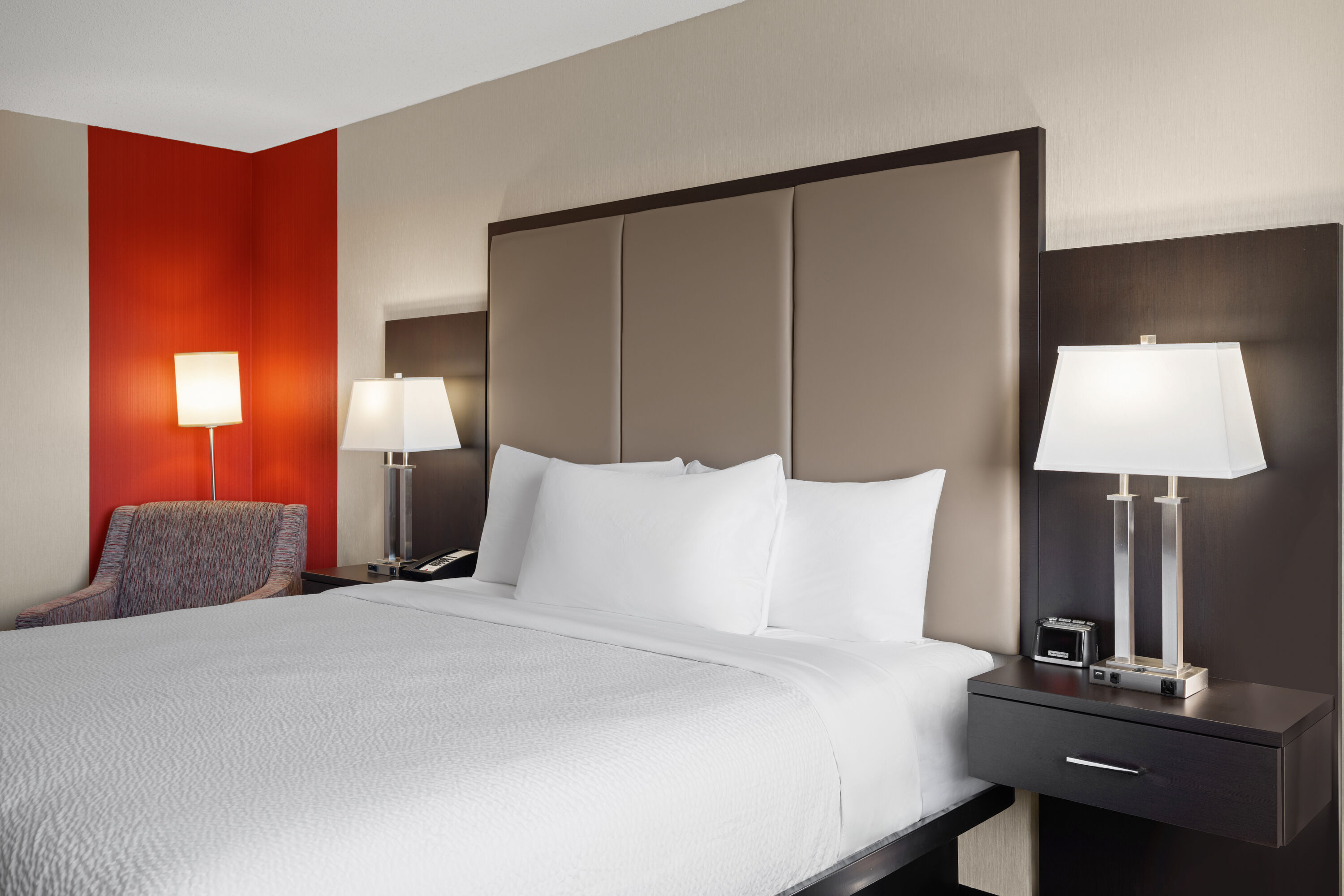 Ramada by Wyndham Saskatoon suite in Saskatoon, Saskatchewan