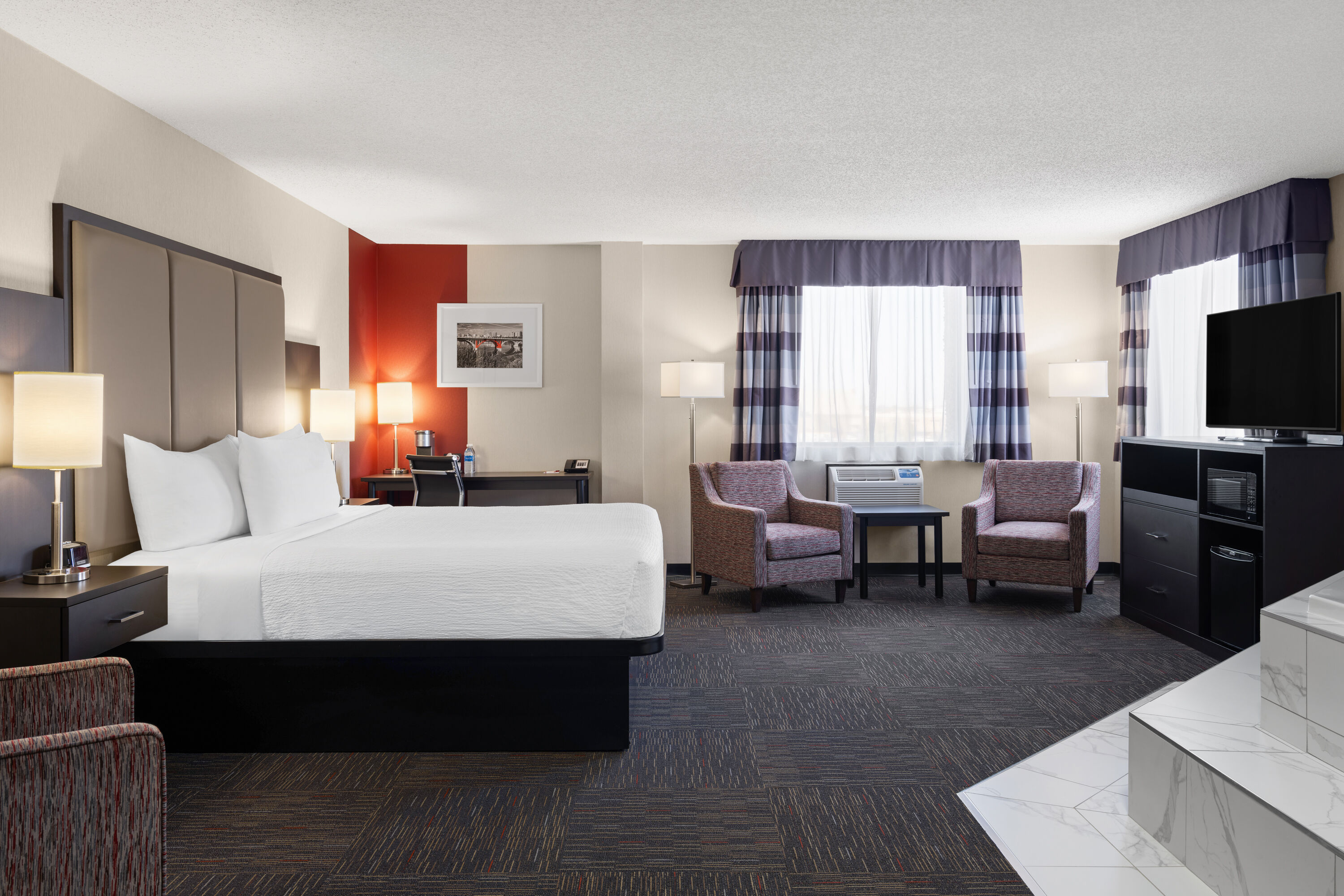 Ramada by Wyndham Saskatoon suite in Saskatoon, Saskatchewan