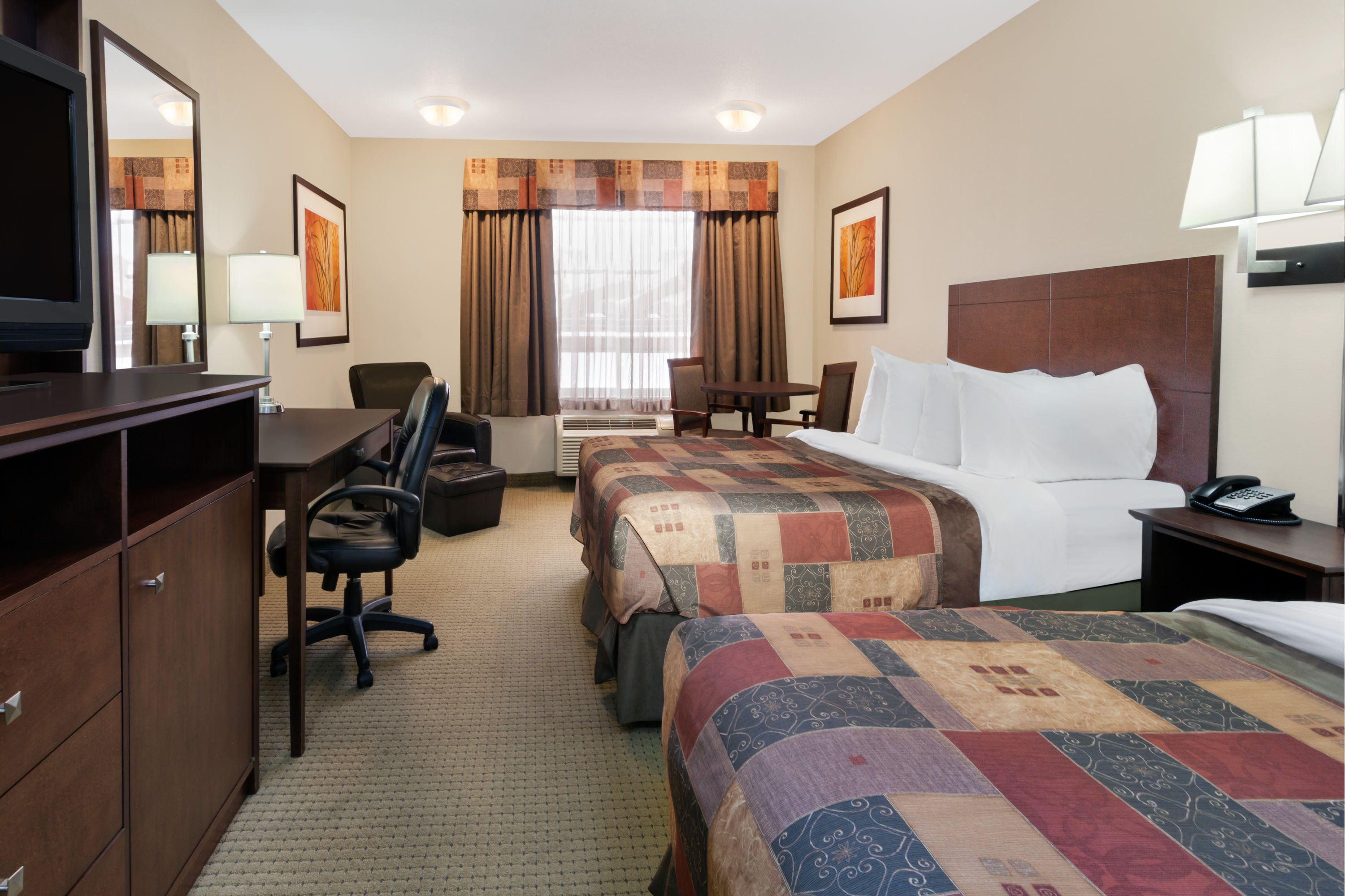 Ramada By Wyndham Weyburn Weyburn Sk Hotels