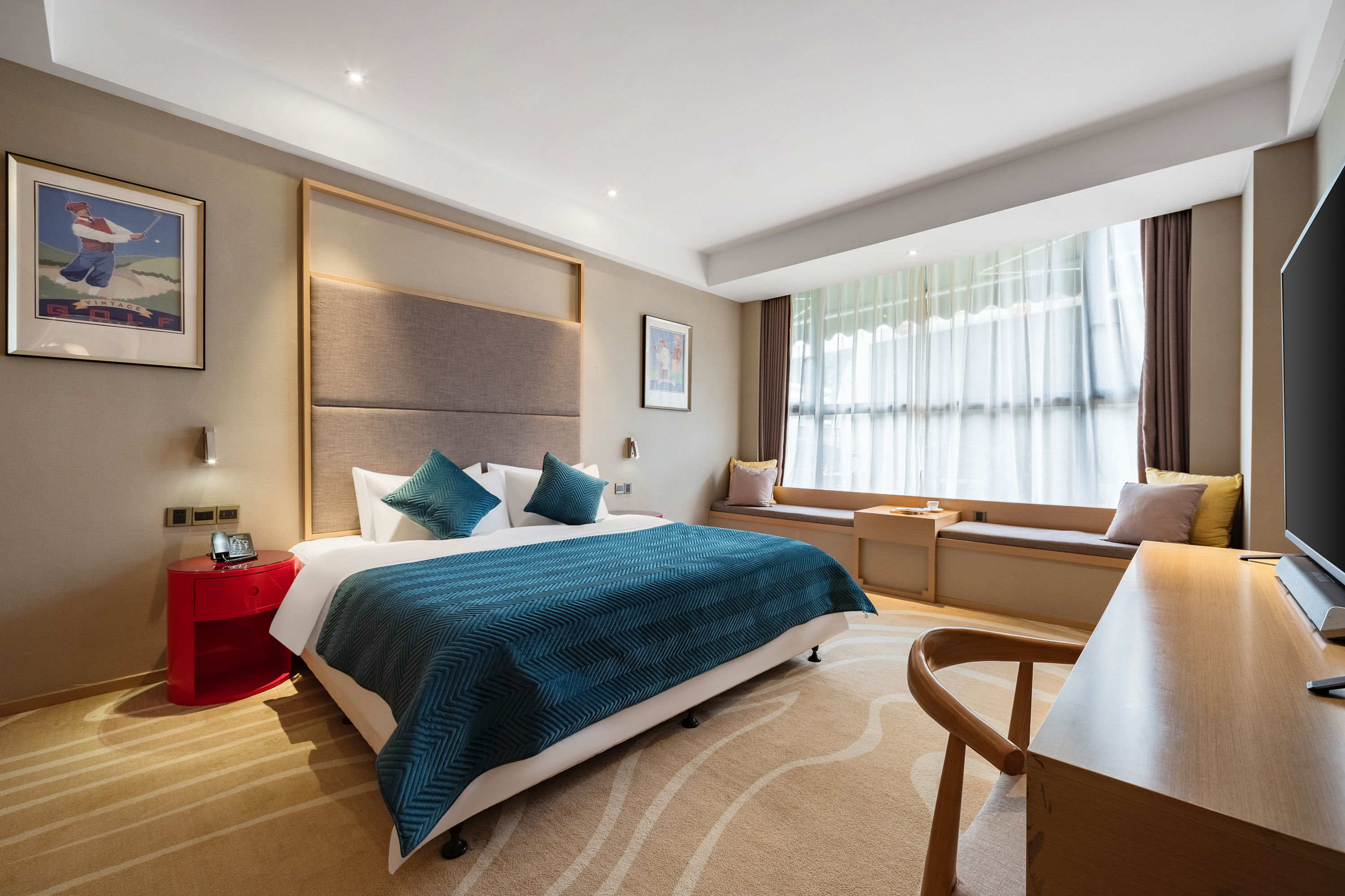 Guest room at the Ramada Encore by Wyndham Jintang in Chengdu, Other than US/Canada