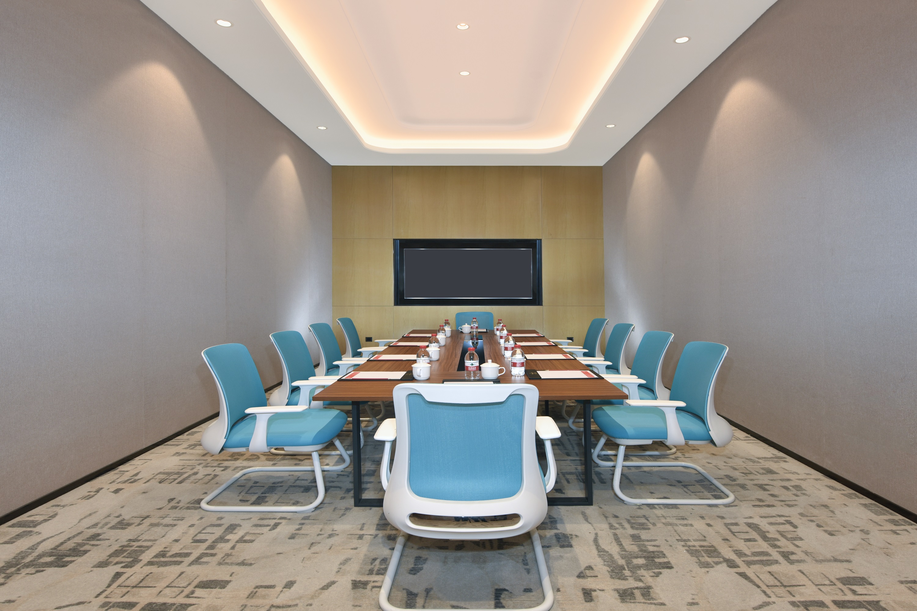 Meeting room at Ramada Plaza by Wyndham Dongxing City Center in Dongxing, Other than US/Canada