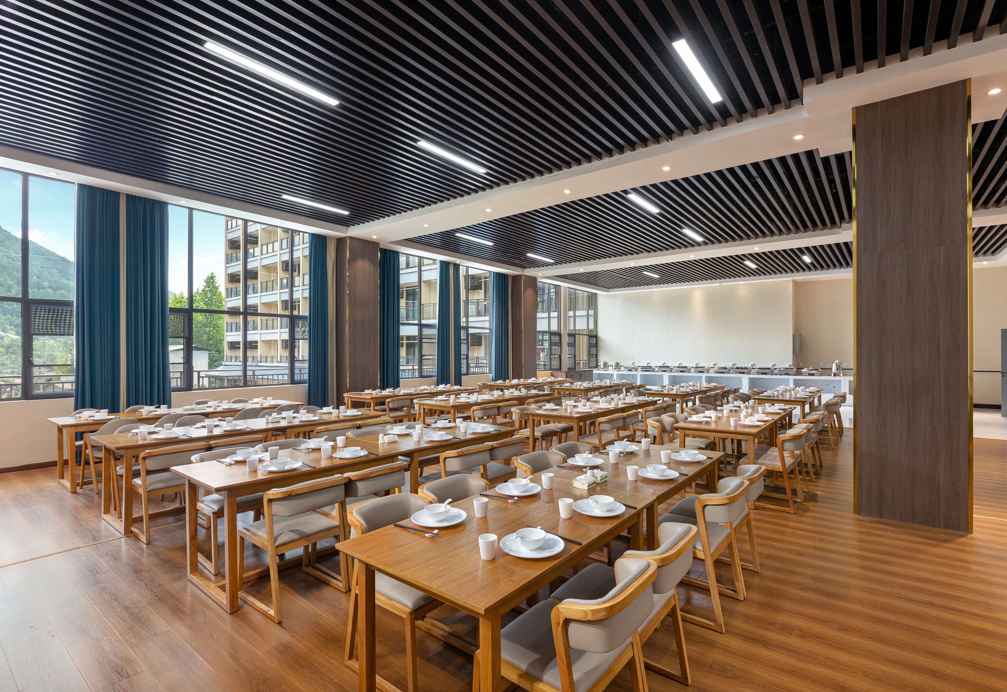 Ramada Encore by Wyndham Enshi Huaxi Valley restaurant in Enshi City, Other than US/Canada