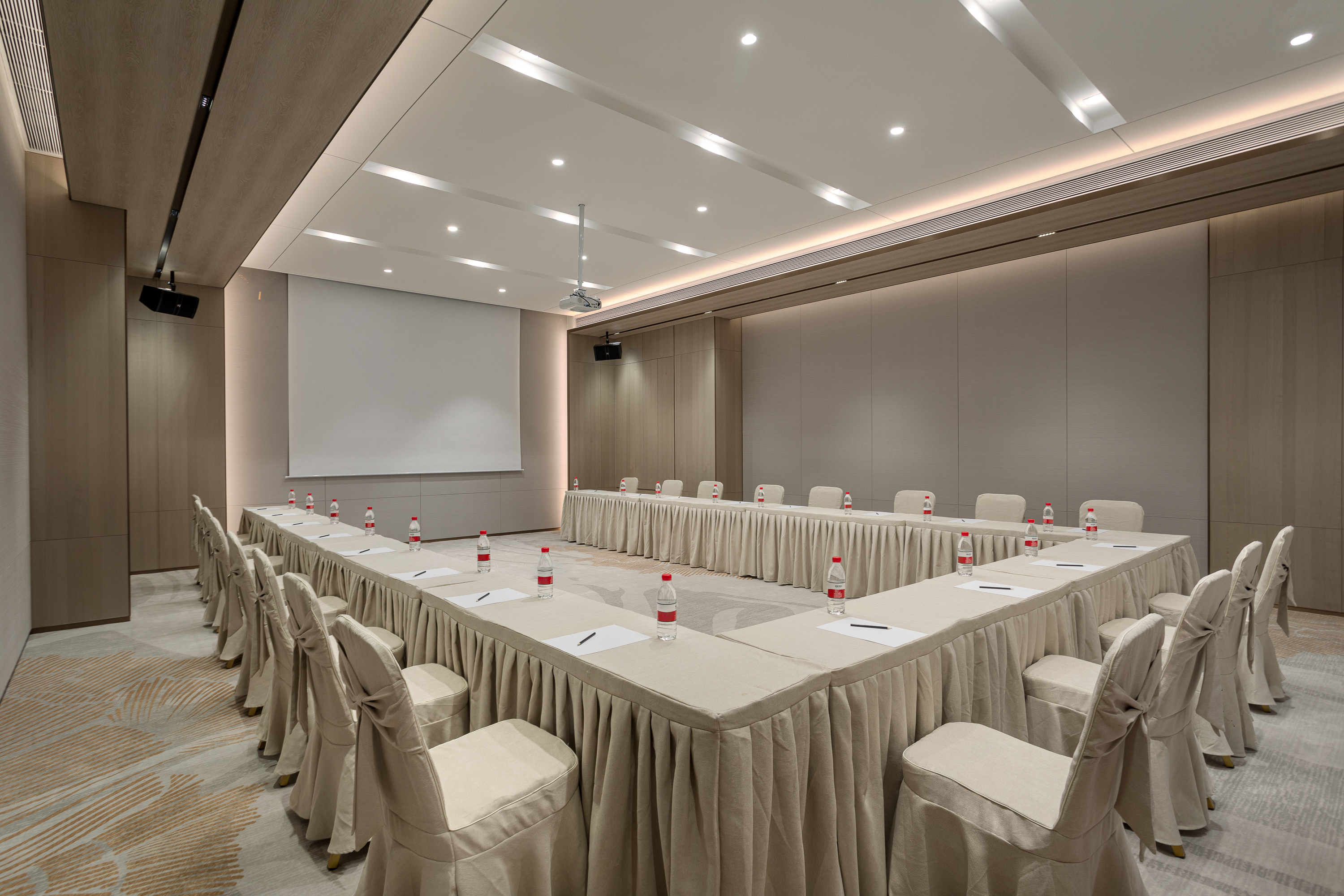 Meeting room at Ramada by Wyndham Foshan Danzao in Foshan, Other than US/Canada