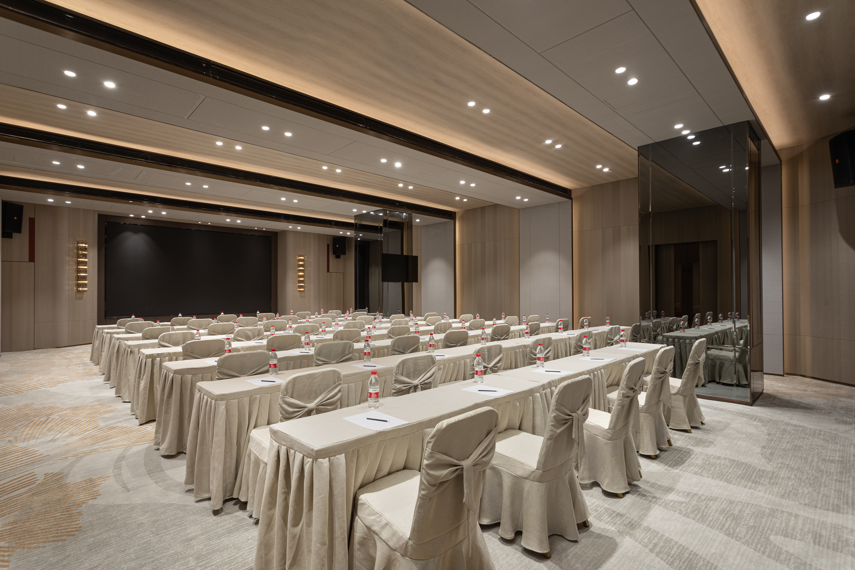 Meeting room at Ramada by Wyndham Foshan Danzao in Foshan, Other than US/Canada