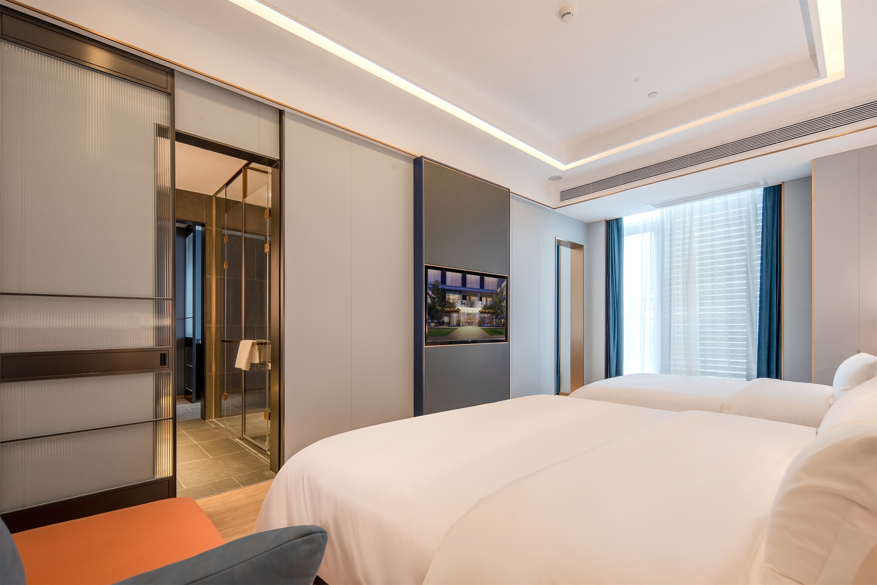 Guest room at the Ramada by Wyndham Guangzhou Huangpu in Guangzhou PRC, Other than US/Canada