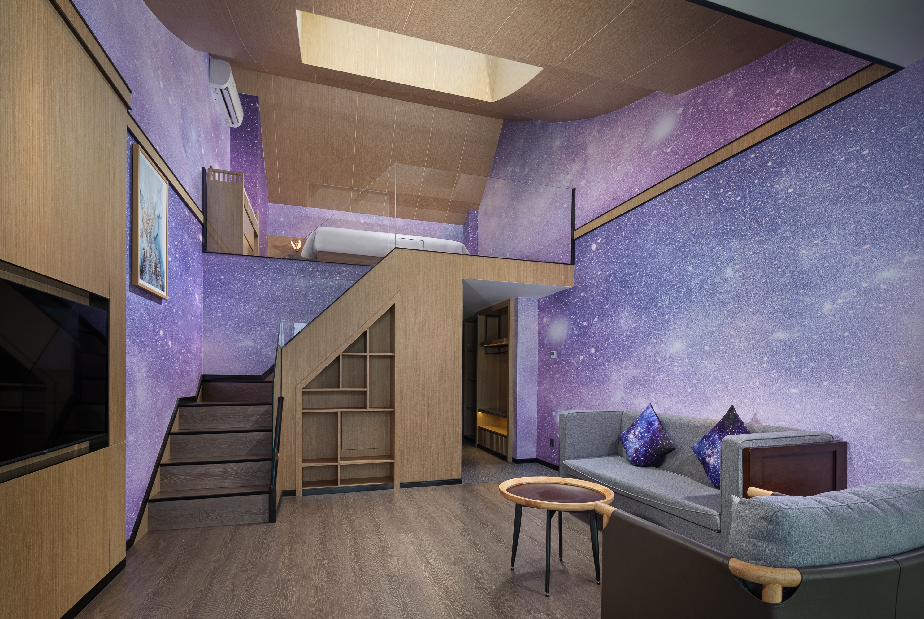 Guest room at the Ramada by Wyndham Guilin Yangshuo Resort in Guilin, Other than US/Canada