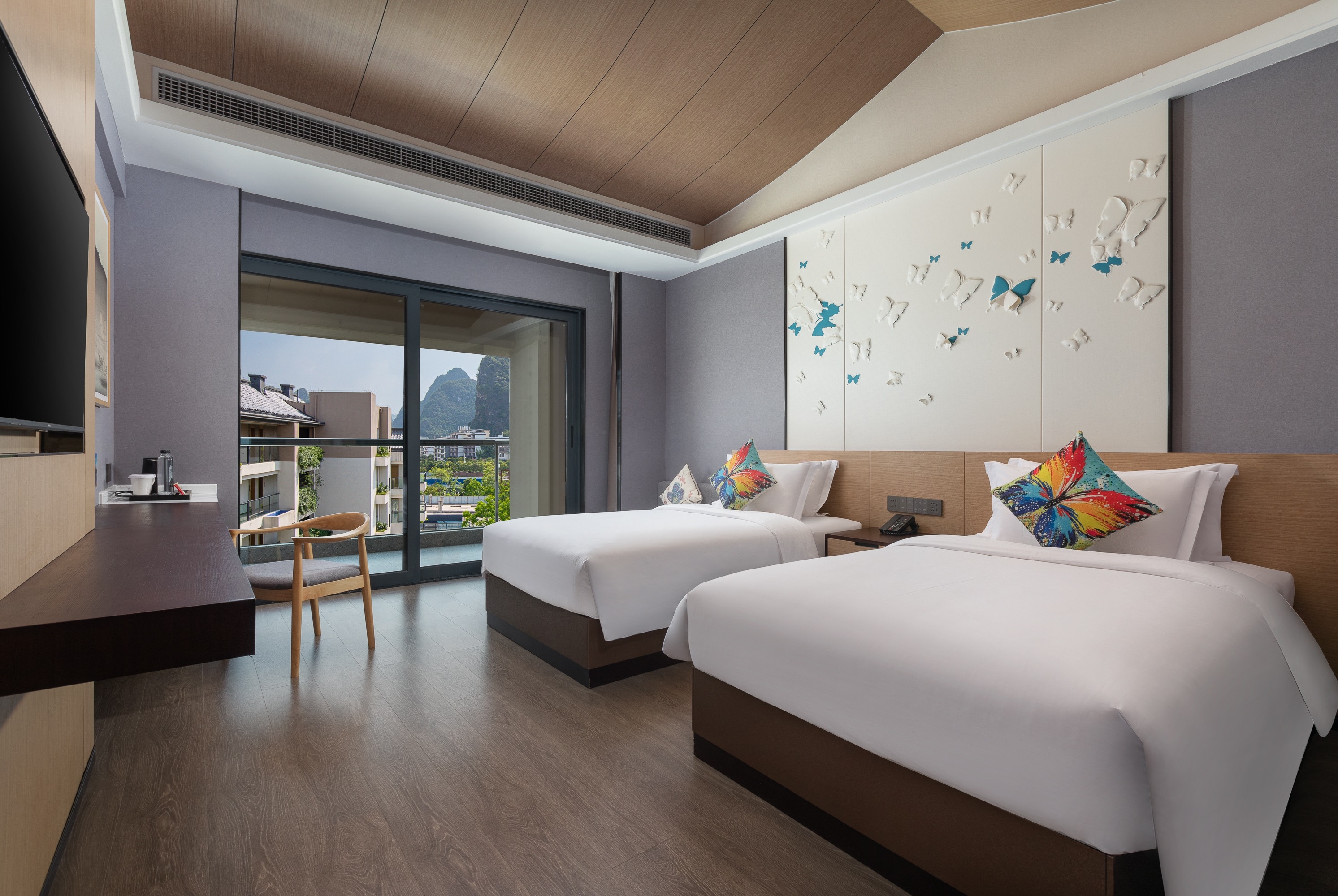 Guest room at the Ramada by Wyndham Guilin Yangshuo Resort in Guilin, Other than US/Canada