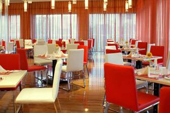 Ramada Plaza Riverside Hangzhou restaurant in Hangzhou, Other than US/Canada