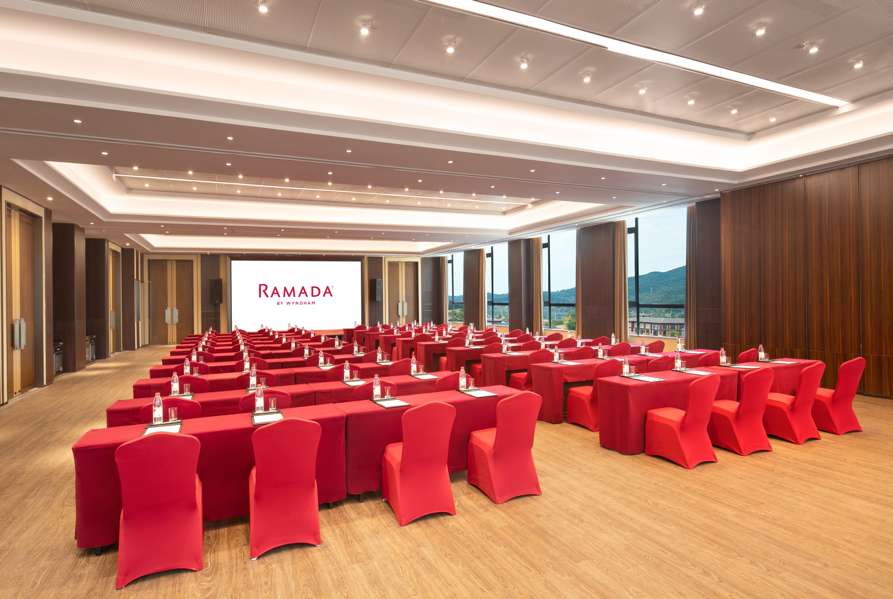 Meeting room at Ramada by Wyndham Yingshan Jiulongwan Resort in Huanggang, Other than US/Canada