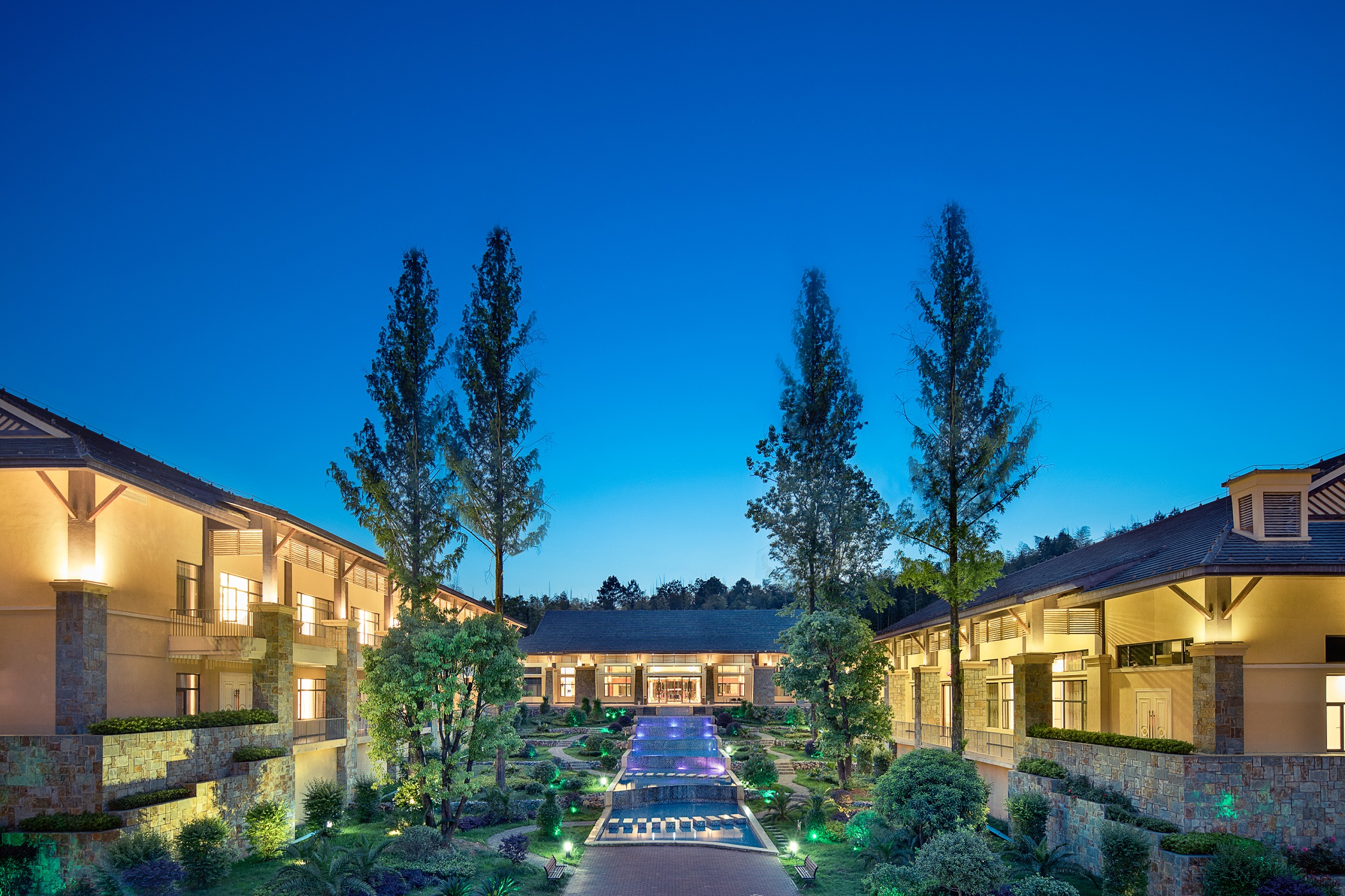 Exterior of Ramada by Wyndham Xianning Chongyang hotel in Xianning, Other than US/Canada