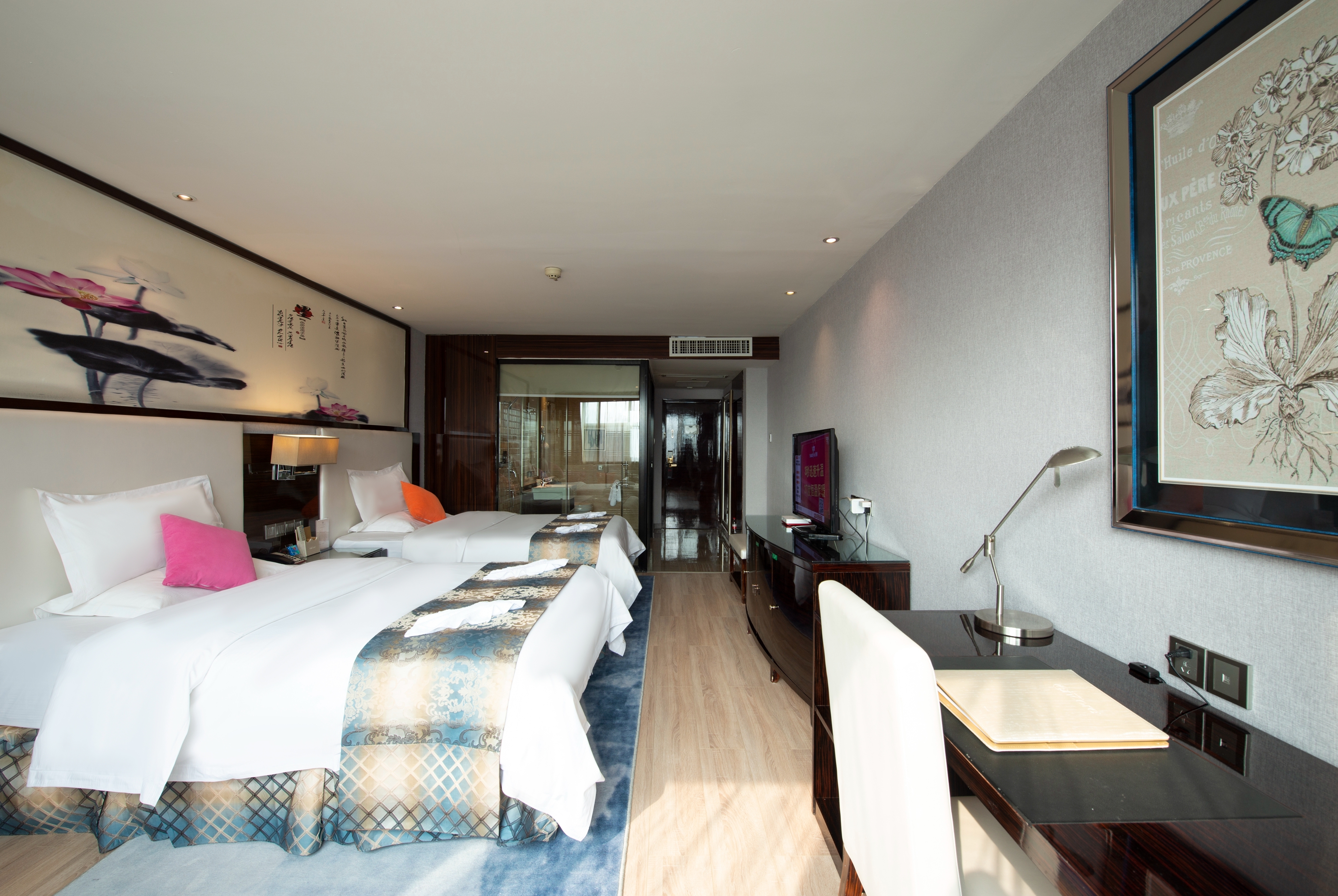 Guest room at the Ramada Encore by Wyndham Kaili West in Kaili, Other than US/Canada