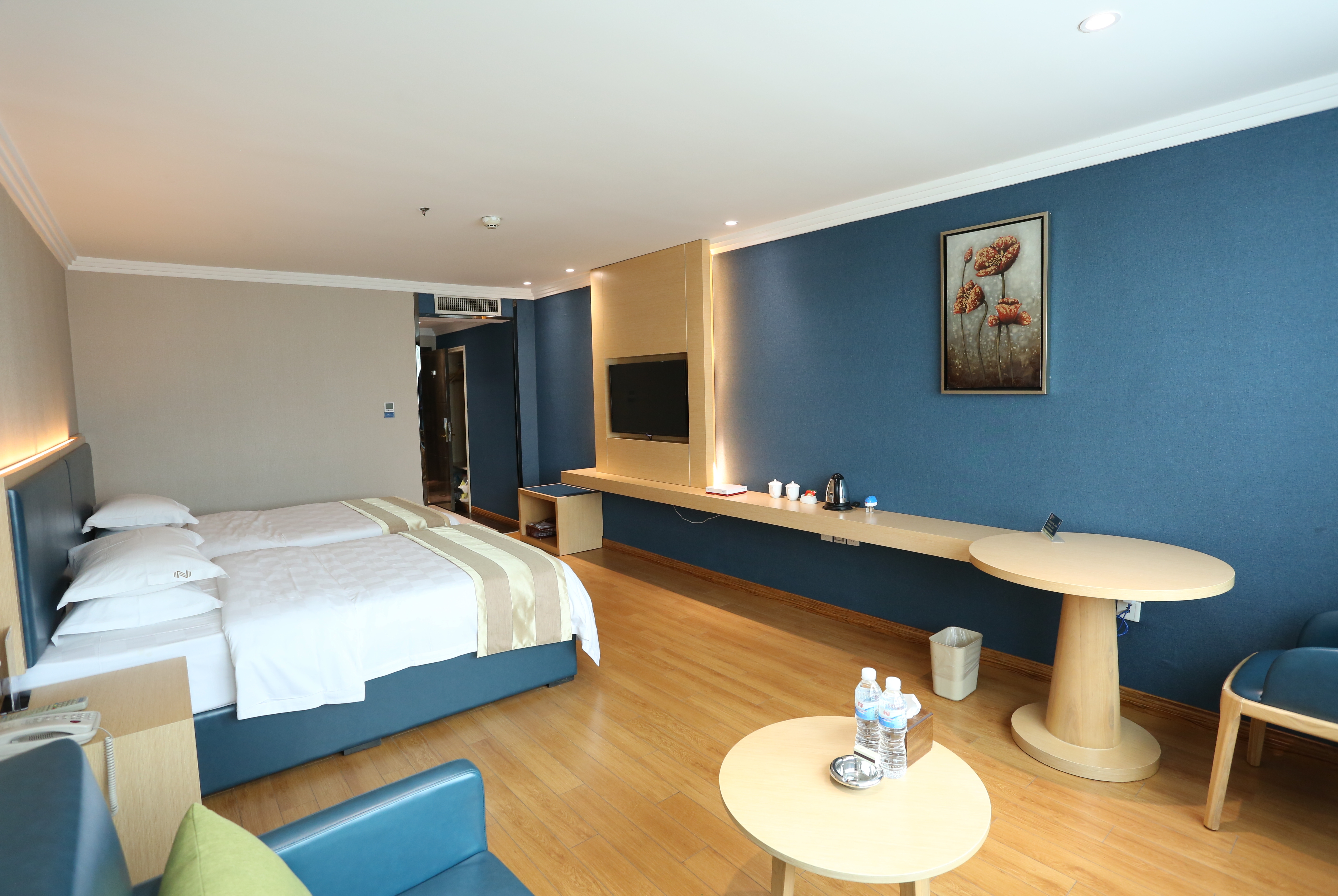 Guest room at the Ramada Encore by Wyndham Kaili West in Kaili, Other than US/Canada