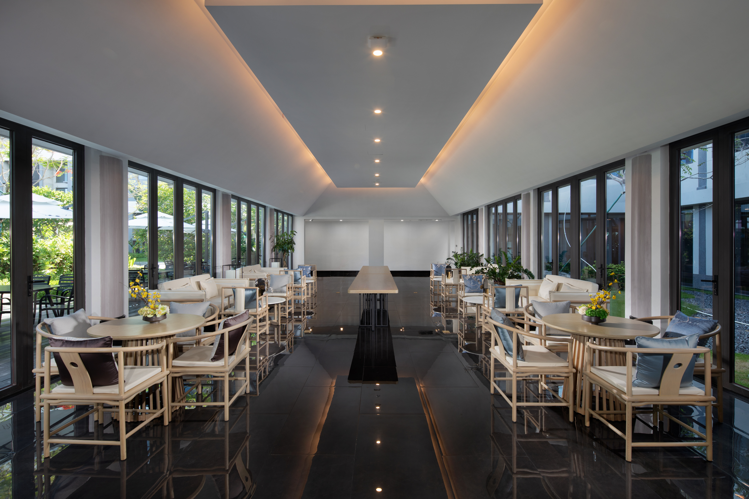 Meeting room at Ramada Encore by Wyndham Jiusuo Downtown in Ledong, Other than US/Canada