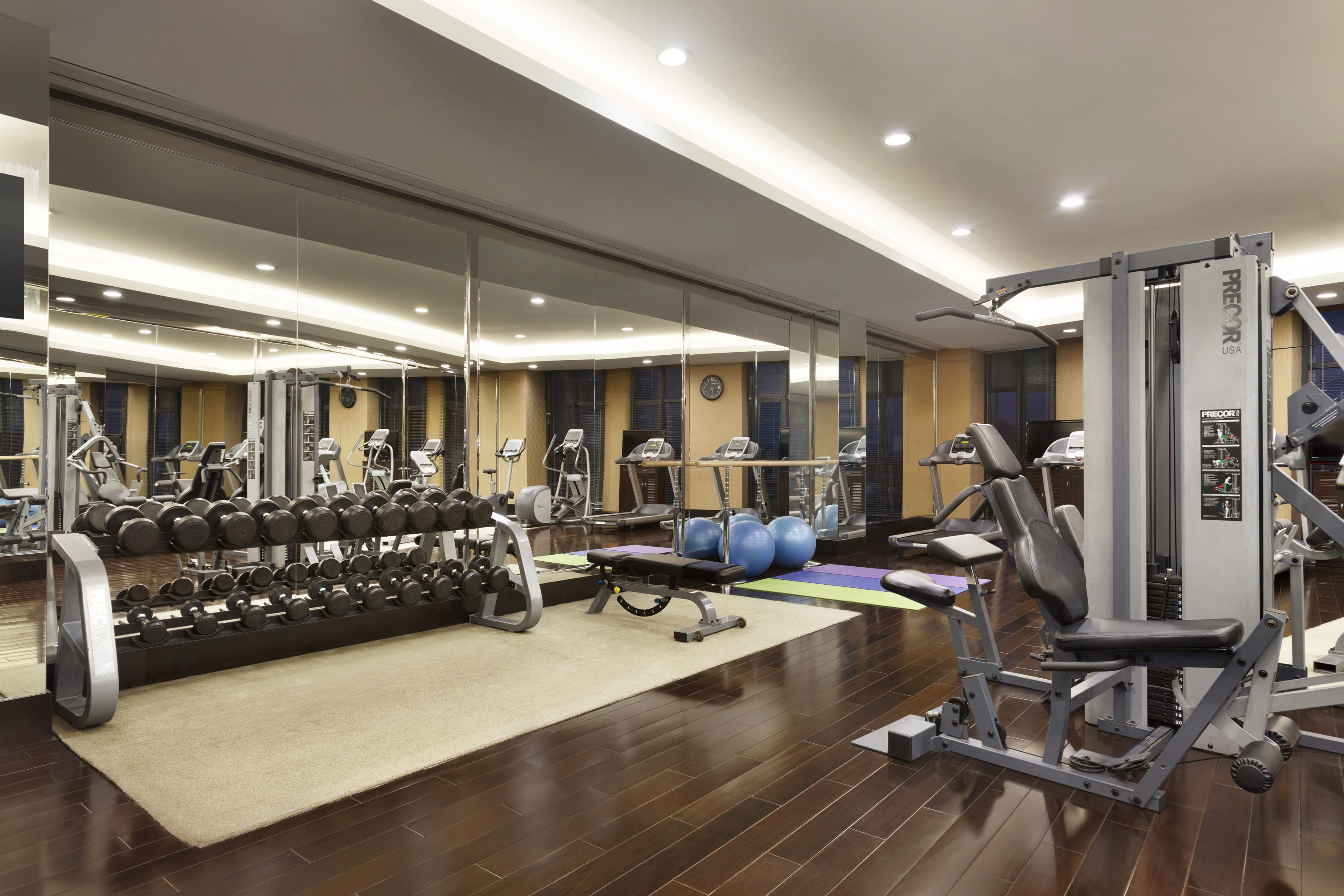 Health club at Ramada Plaza by Wyndham Lianyungang in Lianyungang, Other than US/Canada