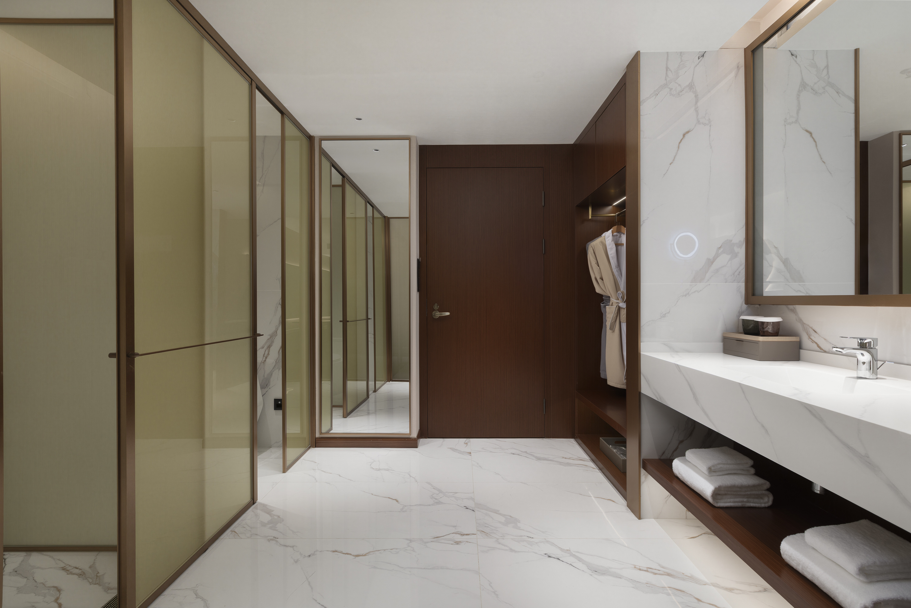 Guest room at the Ramada by Wyndham Luzhou Longmatan in Luzhou, Other than US/Canada